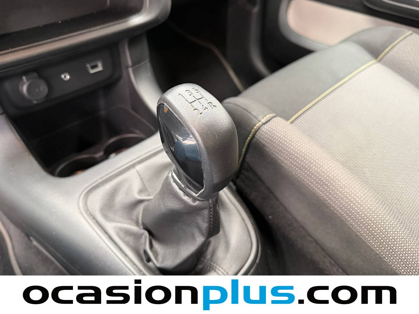 Citroën C3 Citroën C3 PureTech 82 Feel (83 CV) de segunda mano