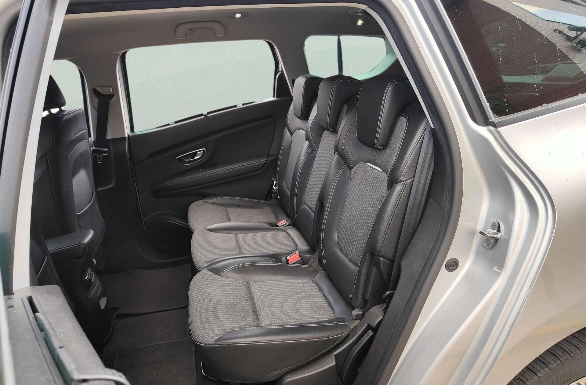 Renault Grand Scénic Zen TCe GPF 7 plazas - foto 14