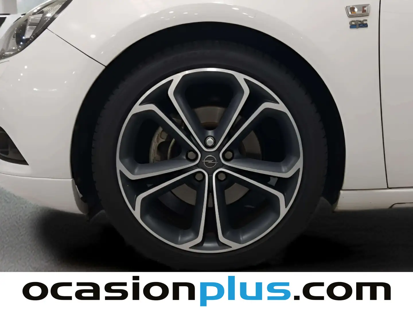 Foto Opel Astra Opel Astra 2.0 CDTI GTC S&S Sportive (165 CV)