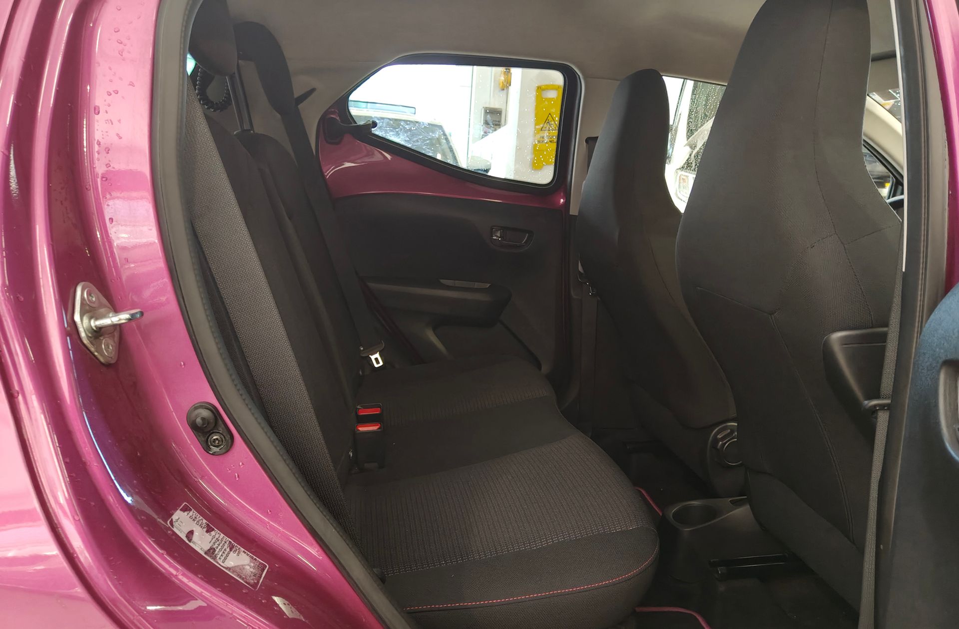 Toyota Aygo 1.0 VVT-i x-play business - foto 13