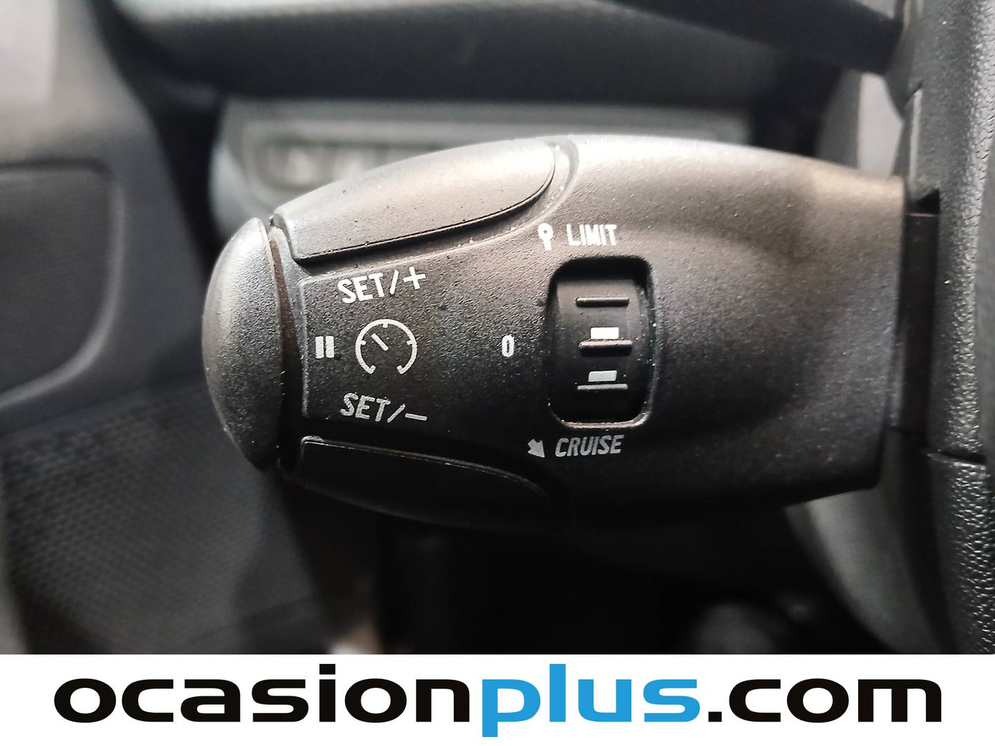 Peugeot 2008 Peugeot 2008 VTI 82 Active (82 CV) de segunda mano