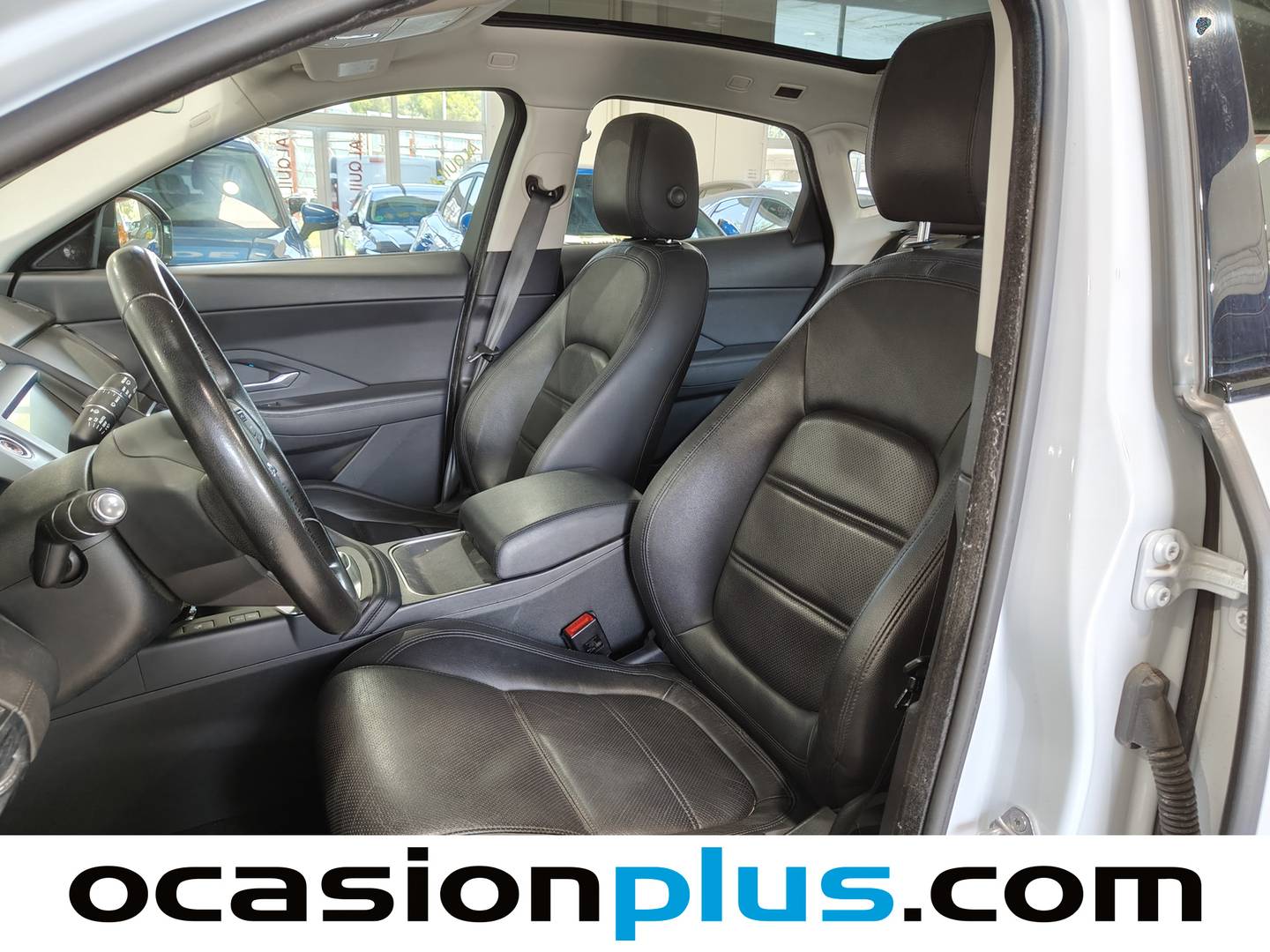 Foto Jaguar E-Pace Jaguar E-PACE 2.0P S 4WD Auto  (249 CV)