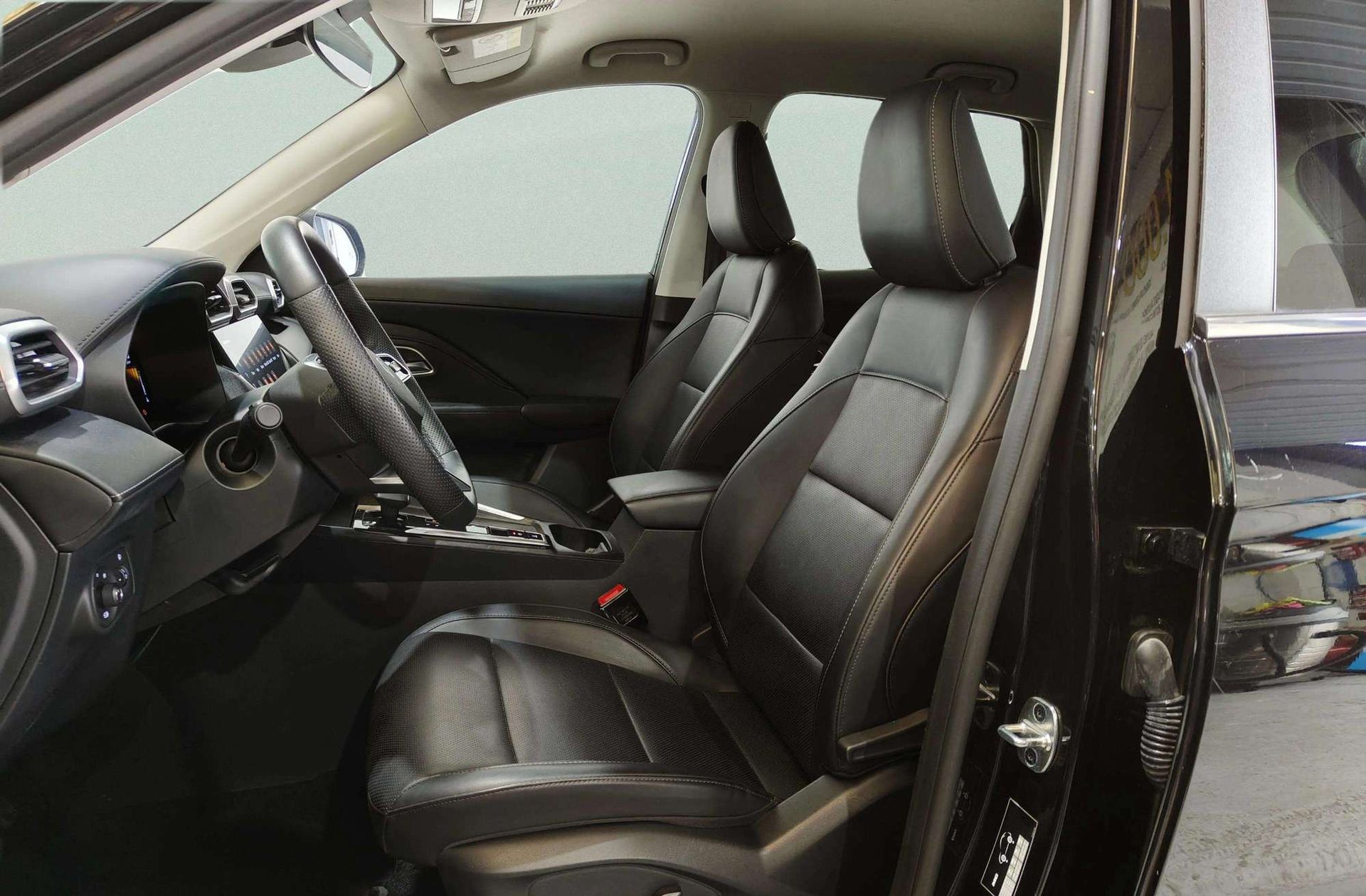 MG ZS 1.5 Hybrid+ Luxury - foto 12