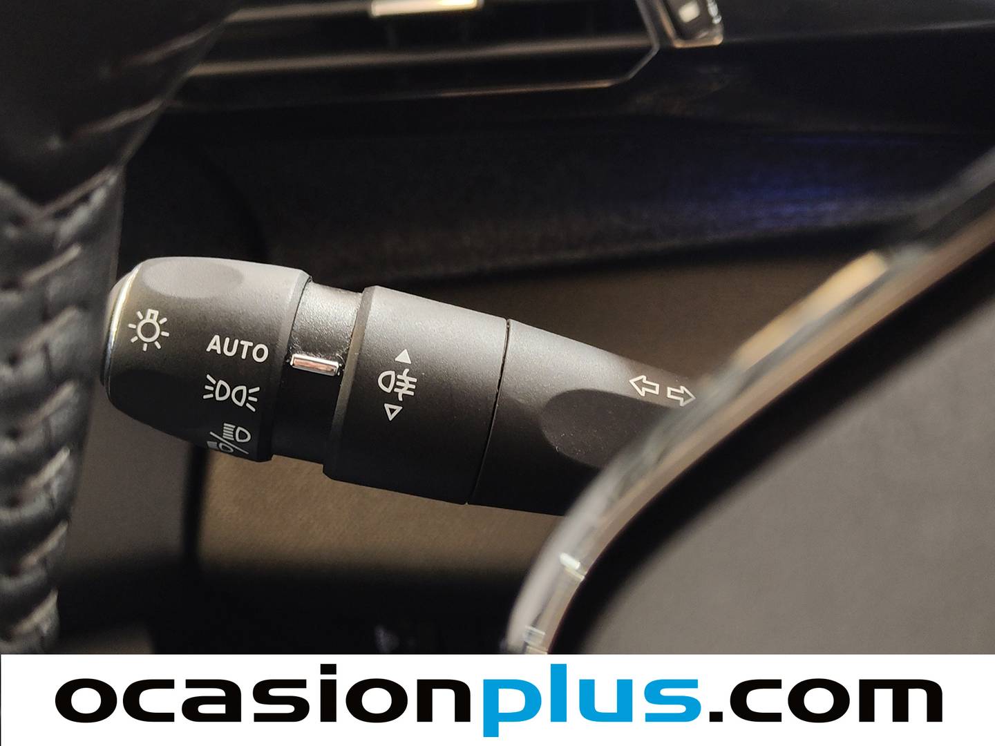 Foto Peugeot 408 Peugeot 408 PHEV 180 Allure Pack e-EAT8 (181 CV)