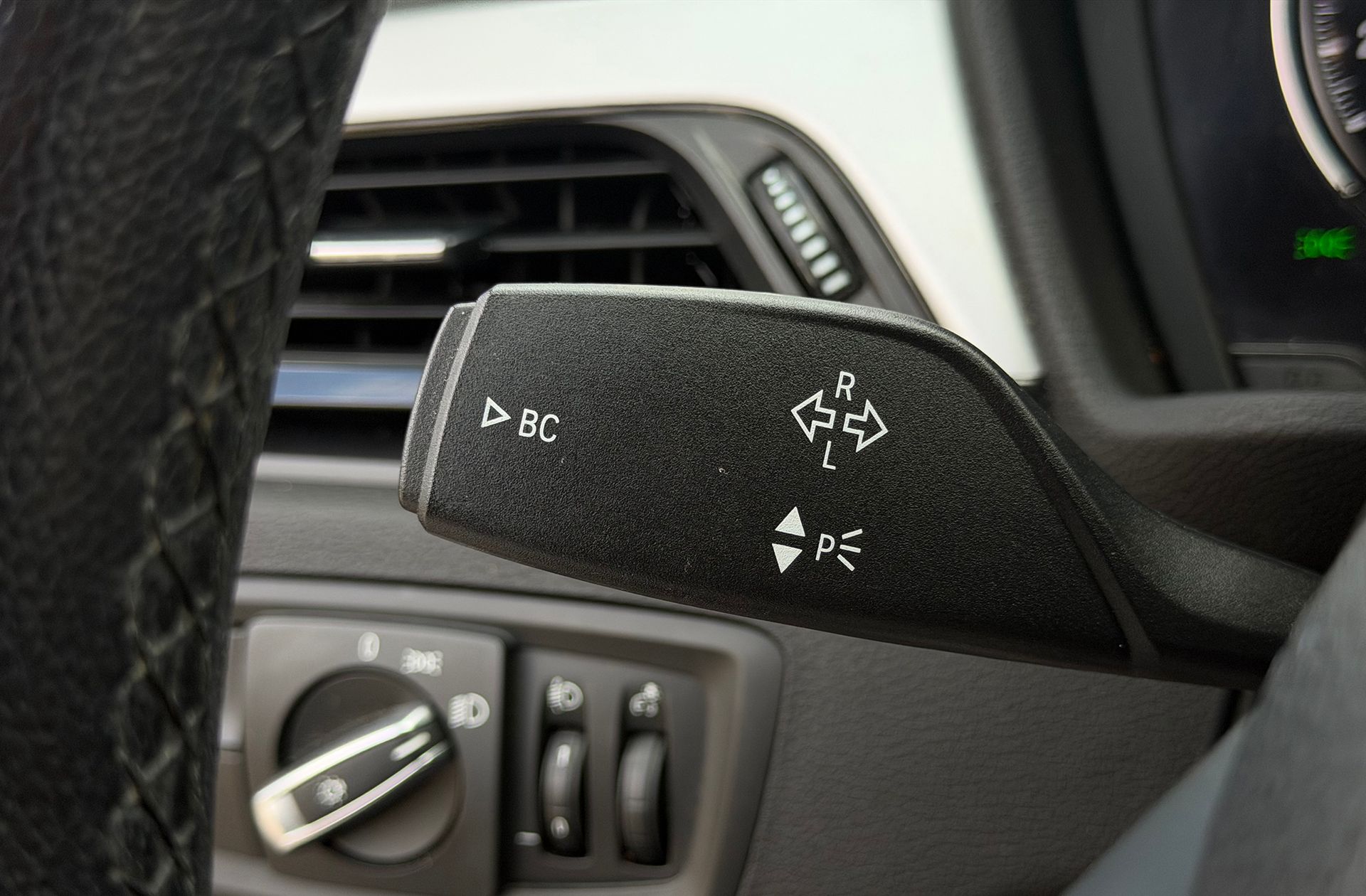 BMW X1 sDrive16d - foto 21