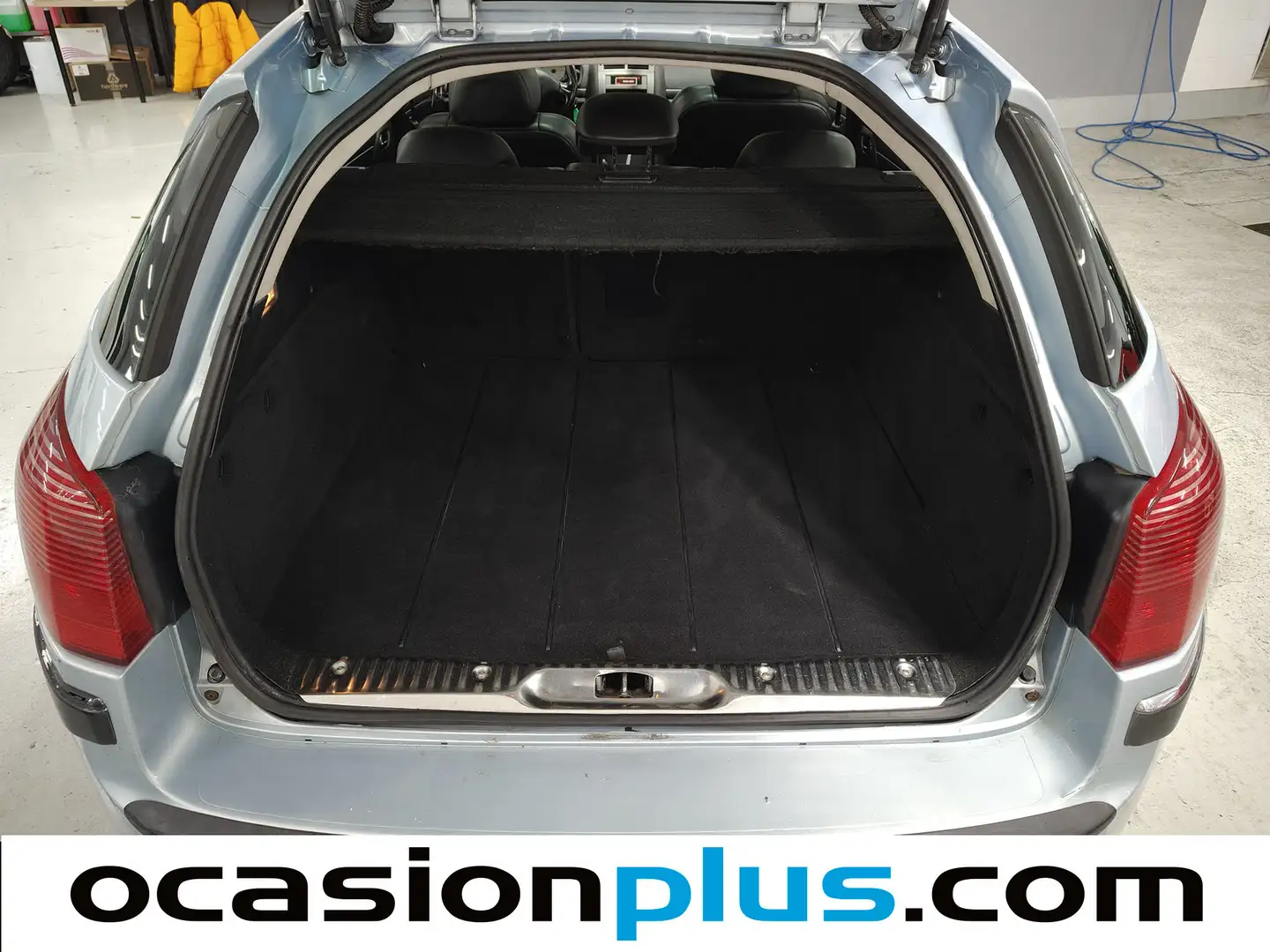 Foto Peugeot 407 SW Peugeot 407 SW SW 2.0 HDI ST Sport Pack Auto (136 CV)