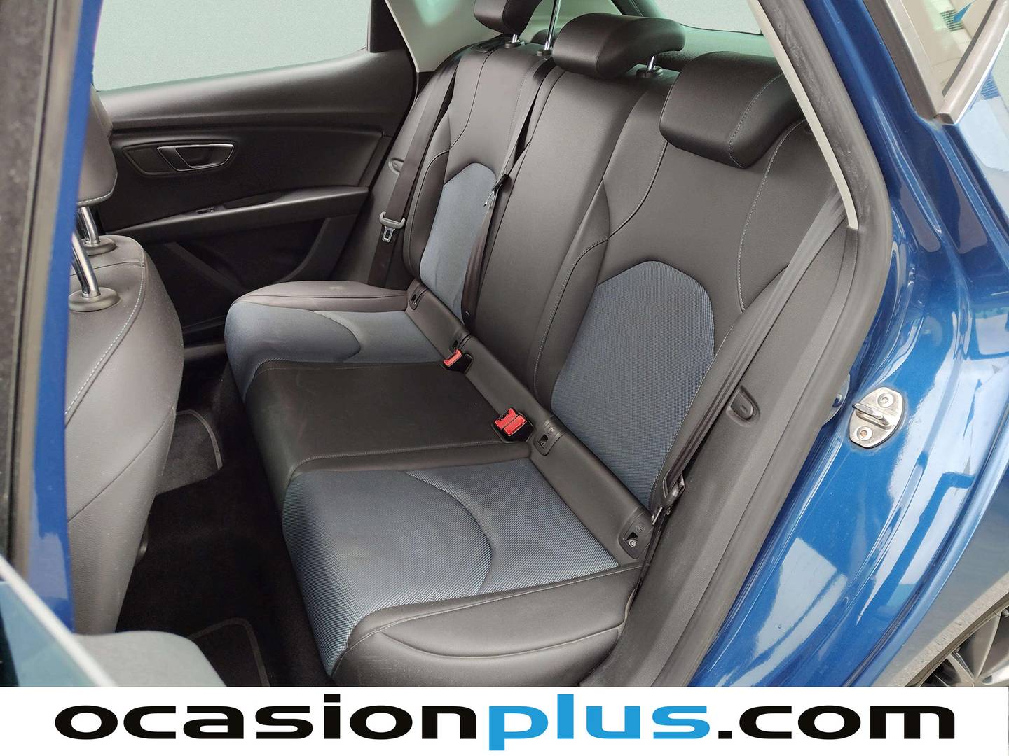 Foto asientos traseros Seat León Seat León 1.2 TSI S&S Style Connect (110 CV)
