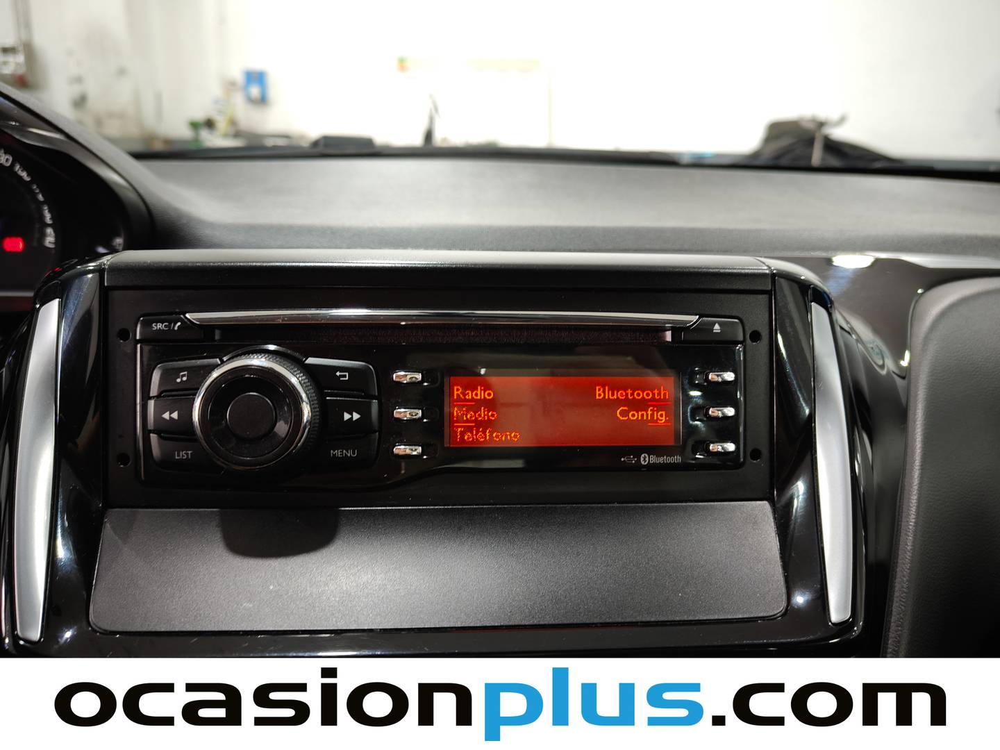 Acabados Peugeot 208 Peugeot 208 1.6 BlueHDi Access (75 CV)