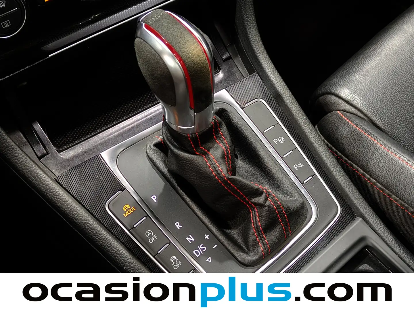 Foto Volkswagen Golf Volkswagen Golf GTI 2.0 TSI BMT (220 CV) DSG