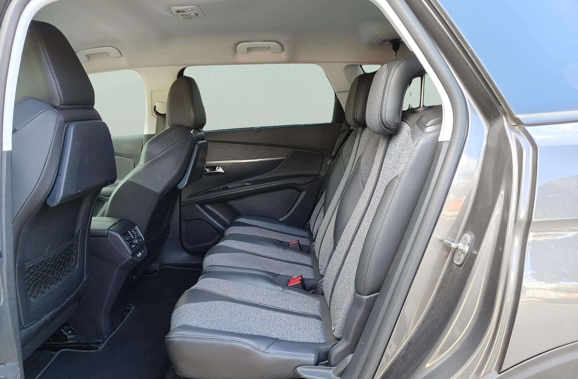 Peugeot 5008 PureTech 130 Allure 7 plazas - foto 14