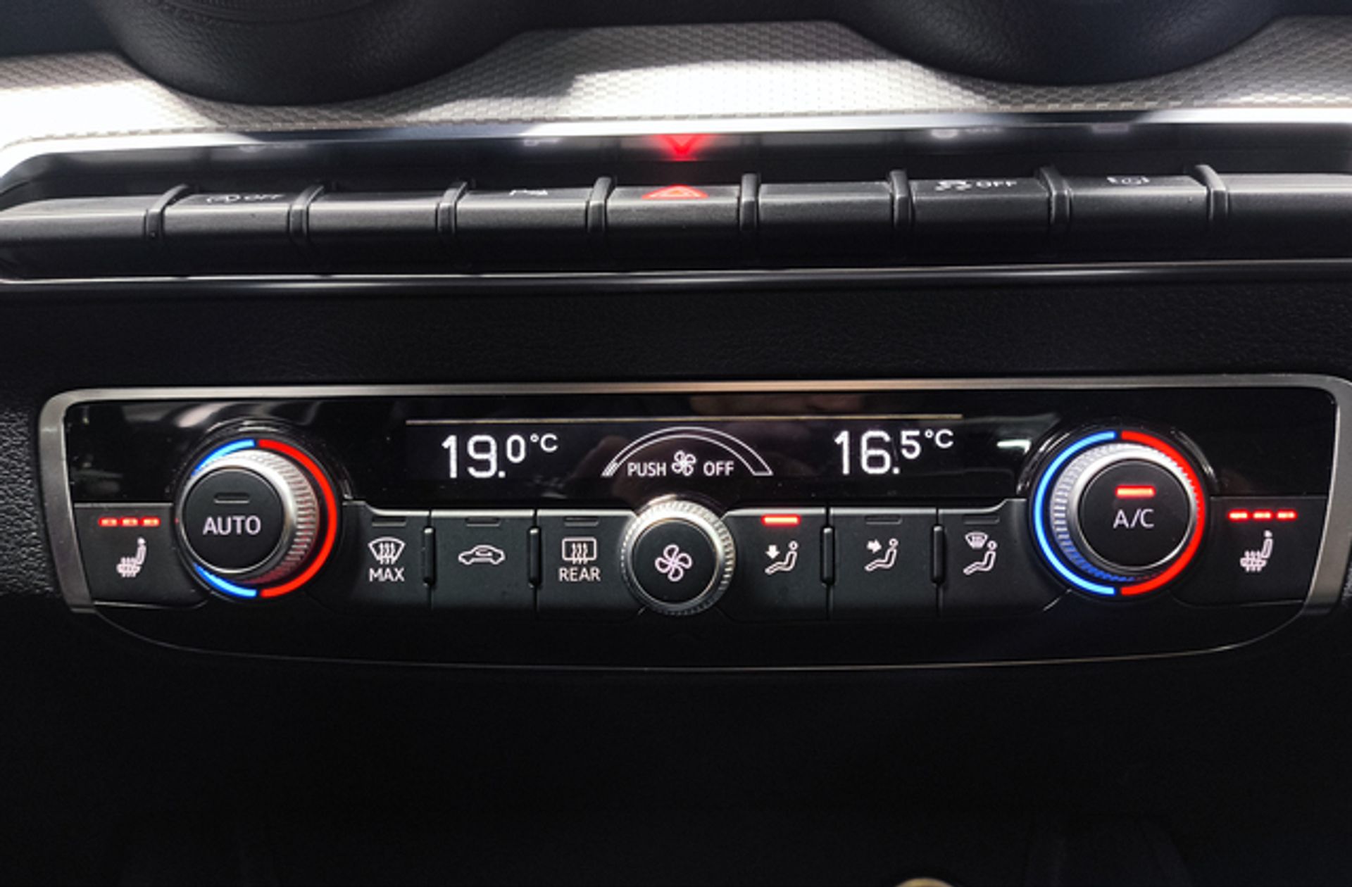 Audi Q2 Advanced 35 TFSI S-Tronic - foto 31