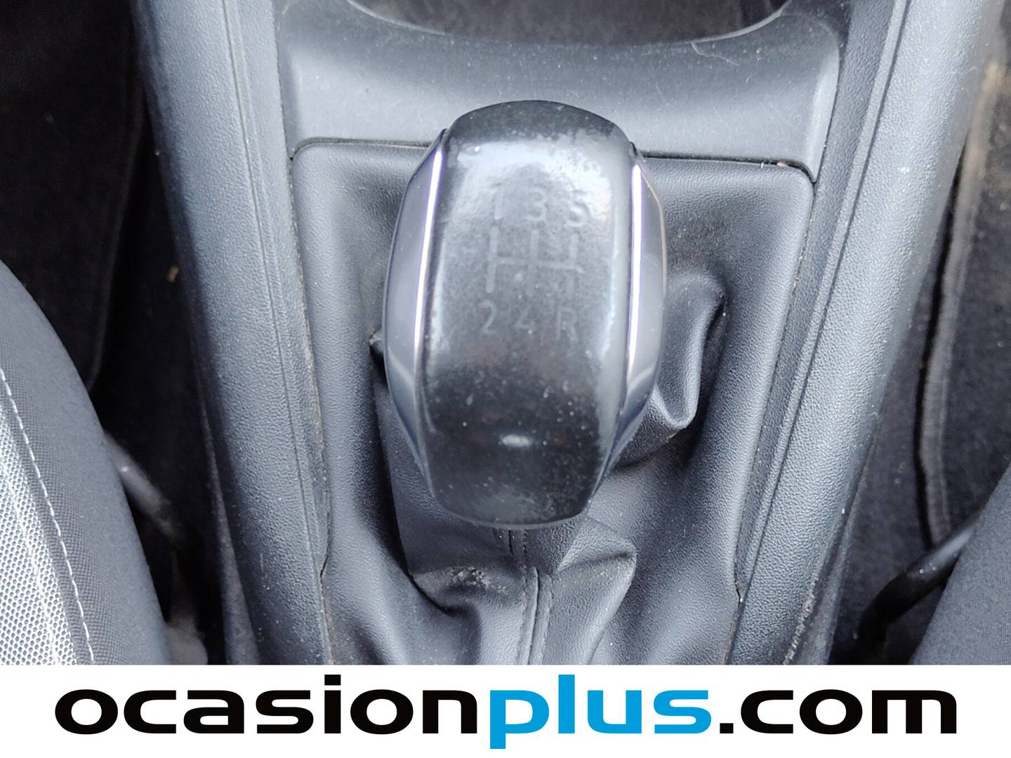 Peugeot 208 Peugeot 208 1.2L PureTech Style (82 CV) de segunda mano