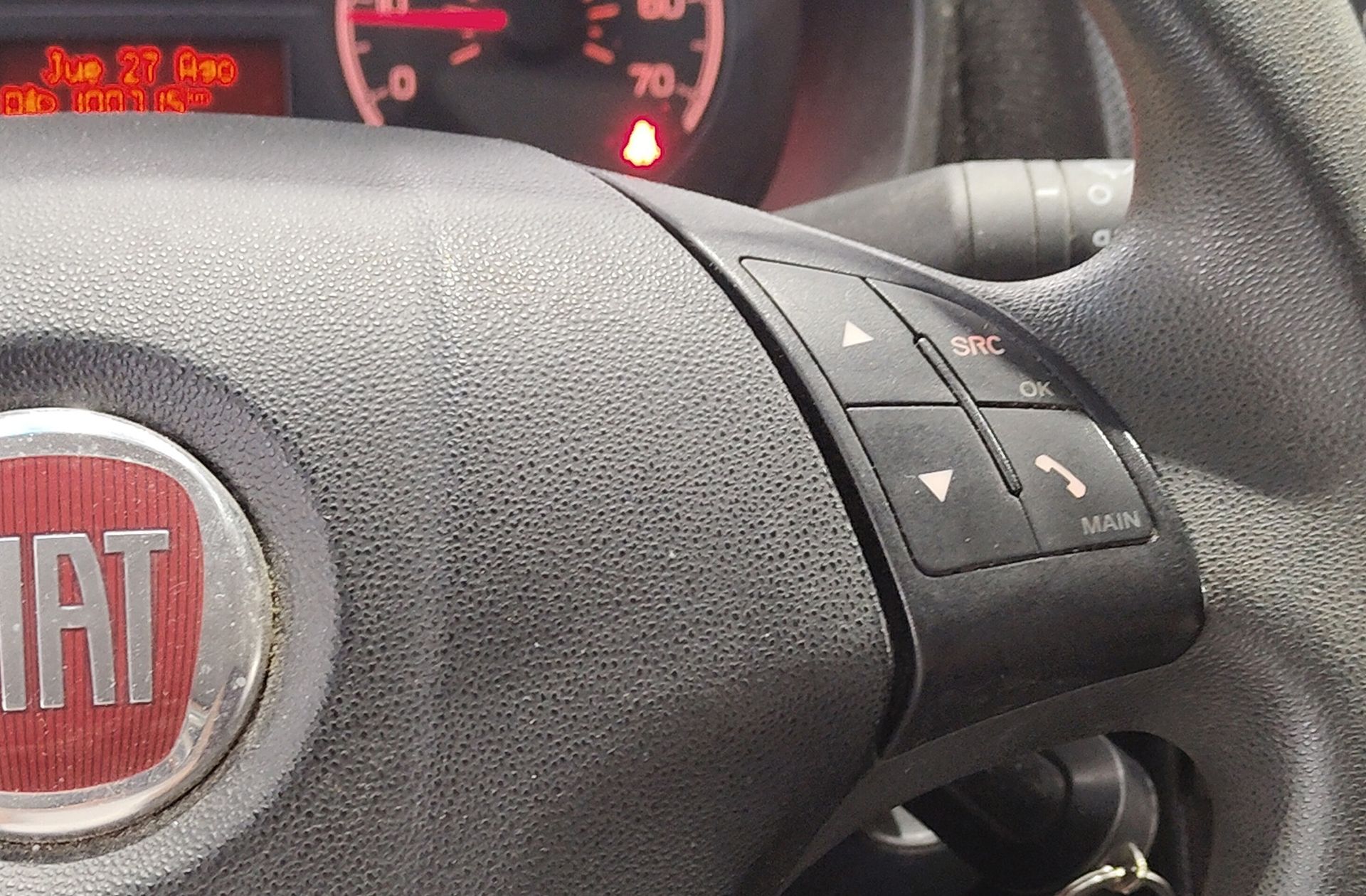 Fiat Fiorino Cargo Furgon 1.3 MultiJet Base - foto 22