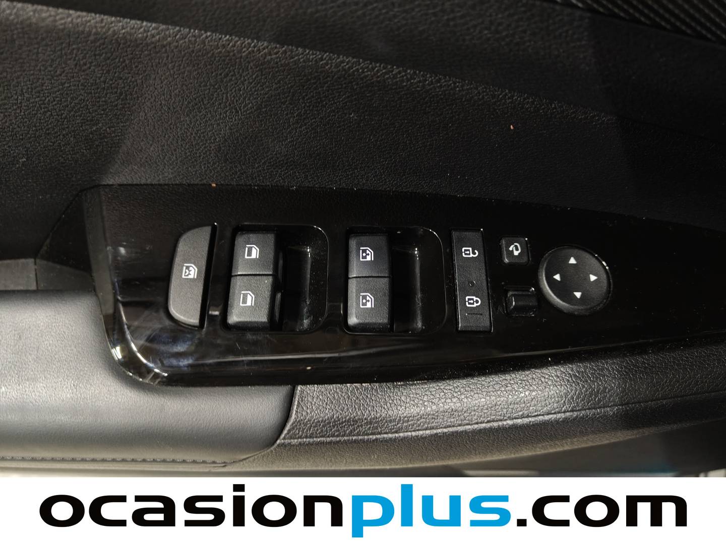 Foto KIA Sportage Kia Sportage 1.6 T-GDi HEV Drive 4x2 (215 CV)