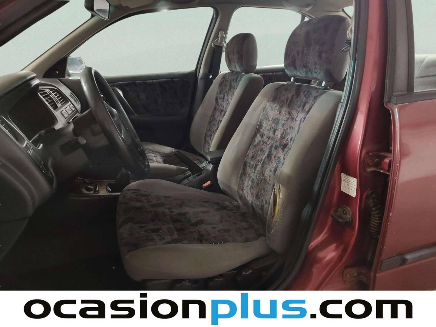 Foto asientos delanteros Nissan Primera Nissan Primera 2.0 TD GX (90 CV)
