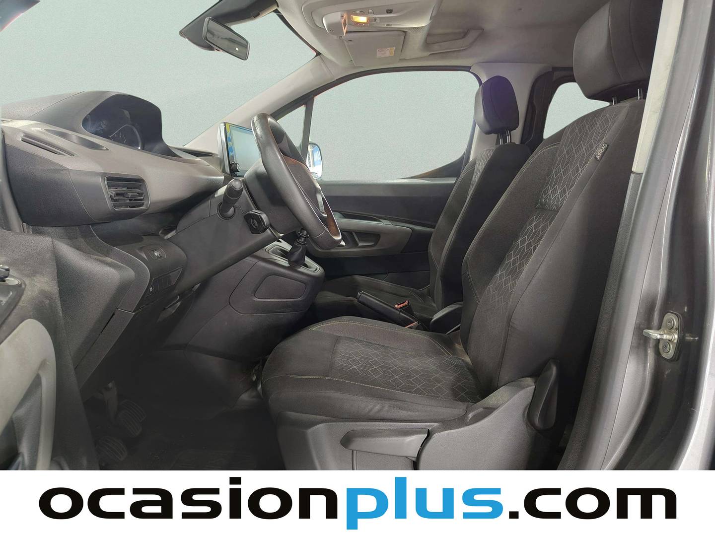 Foto asientos delanteros Peugeot Rifter Peugeot Rifter PureTech 110 Active Standard (110 CV)