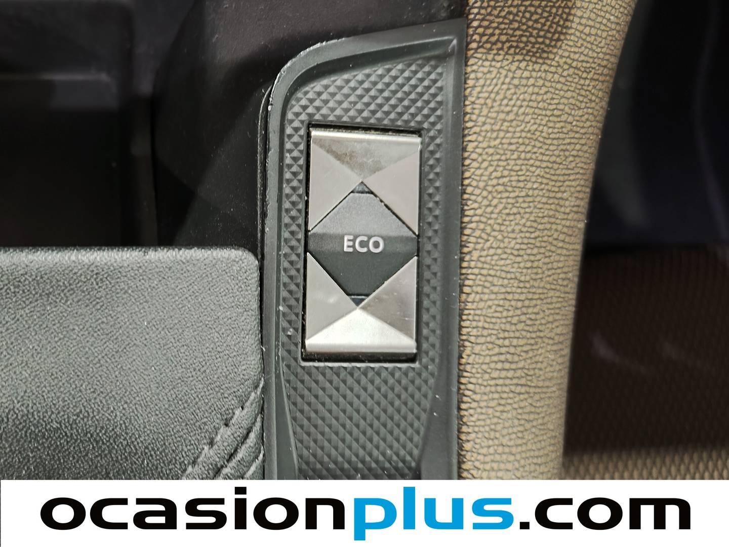 DS DS 7 Crossback DS DS7 Crossback BlueHDi 130 Be Chic (130 CV) seminuevo