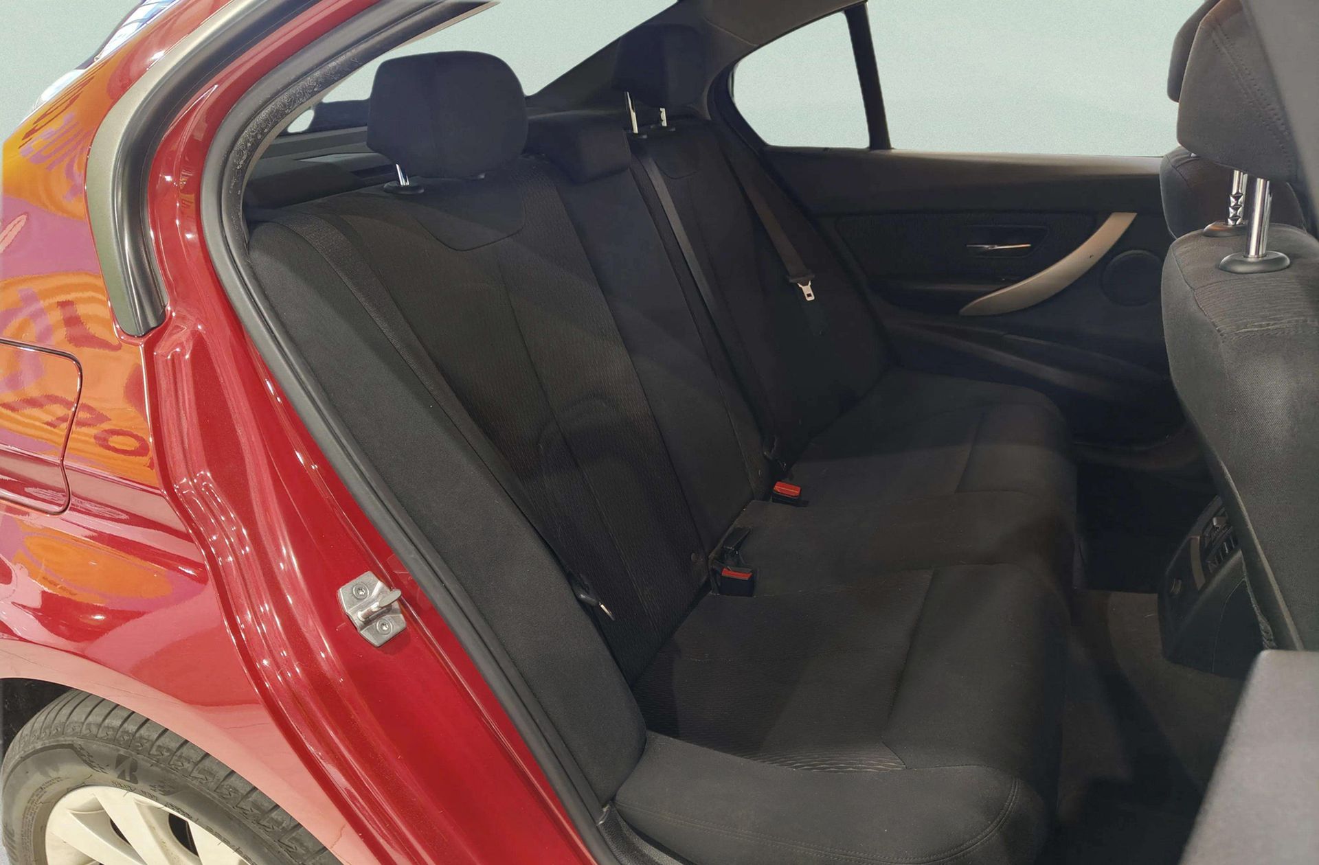 BMW Serie 3 318d - foto 18