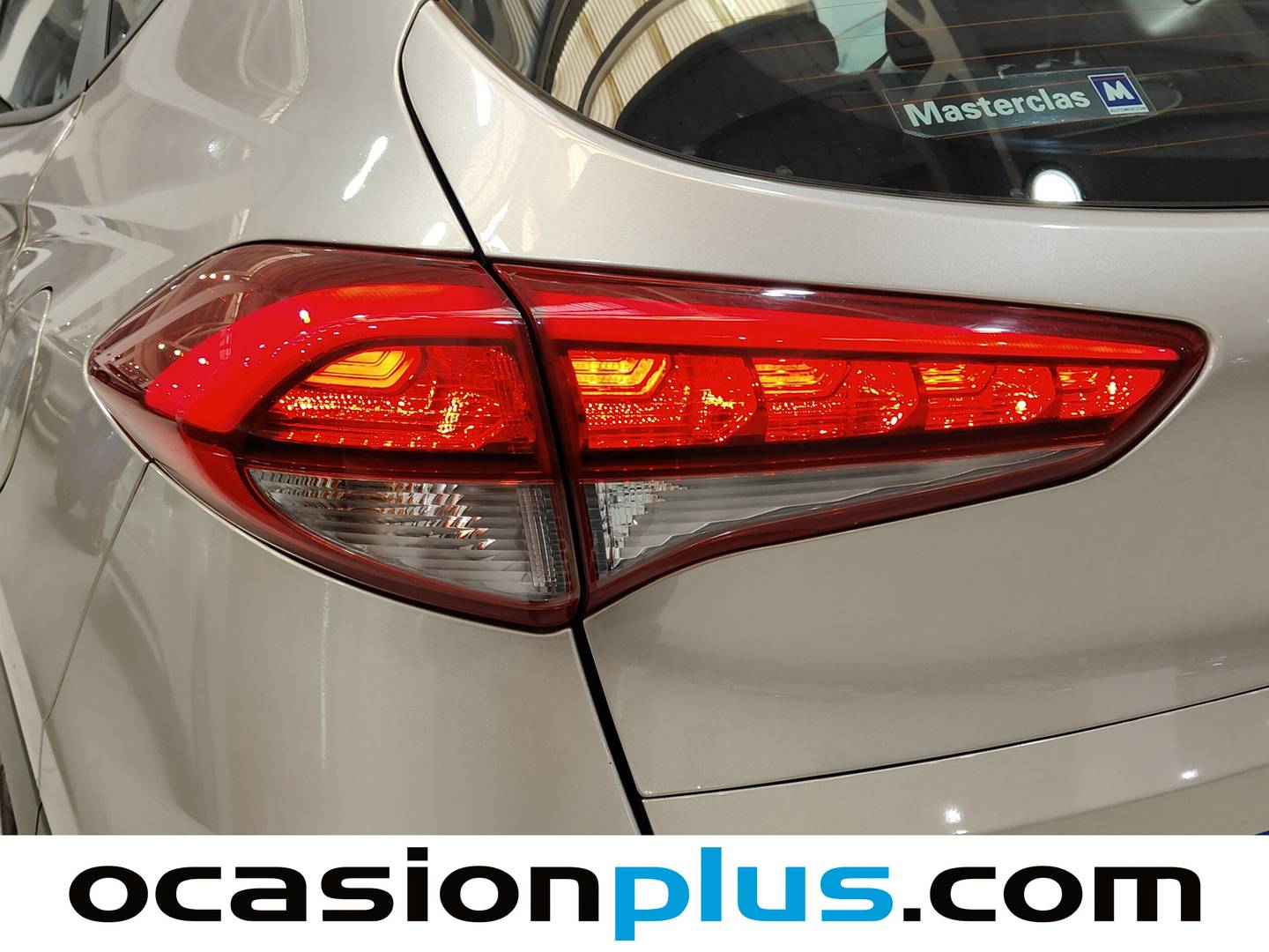 Accesorios del Hyundai Tucson Hyundai Tucson 1.7 CRDI BlueDrive Link Sky 4x2 (115 CV)