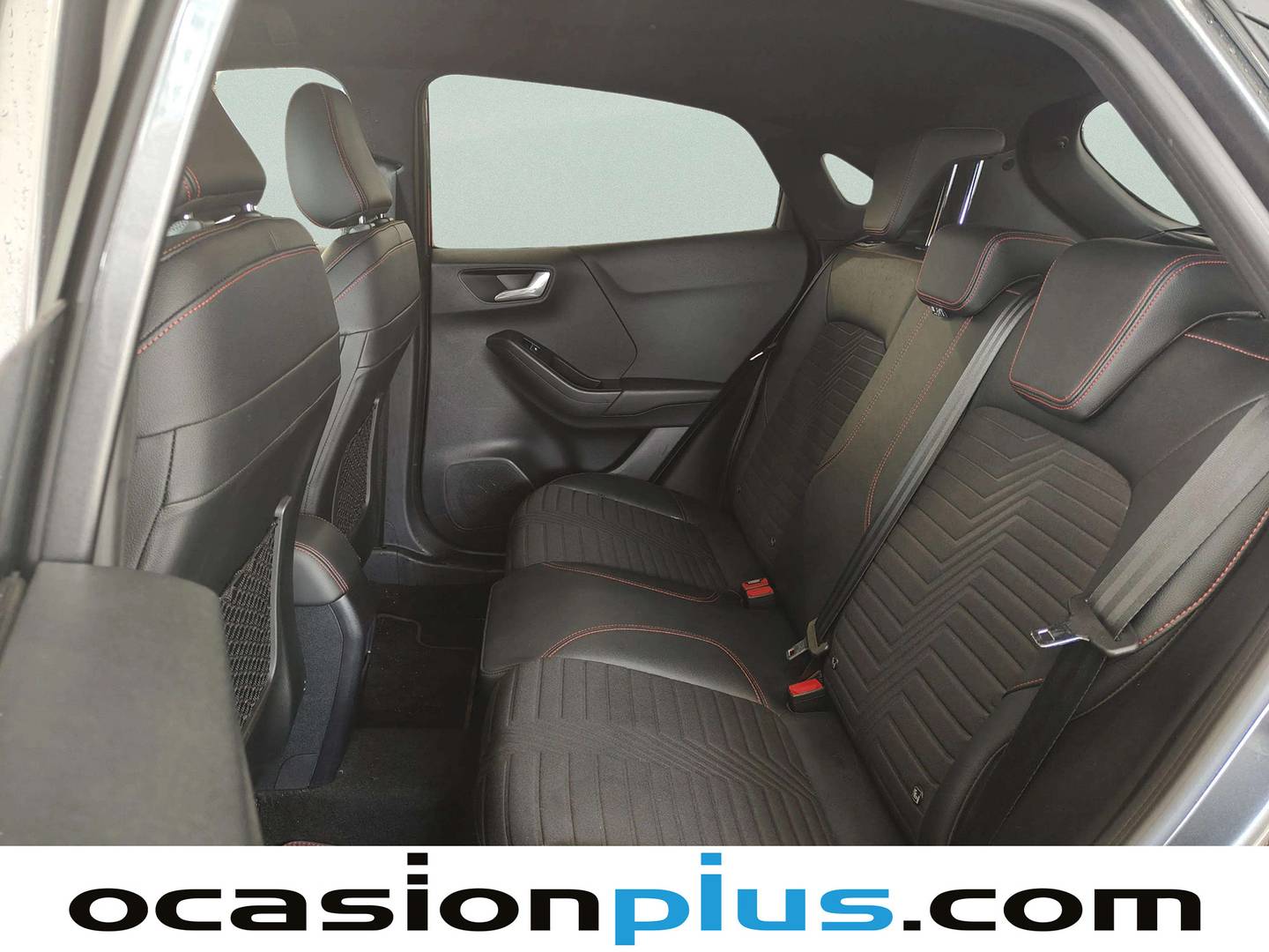 Foto asientos traseros Ford Puma Ford Puma 1.0 EcoBoost MHEV ST-Line X (125 CV)