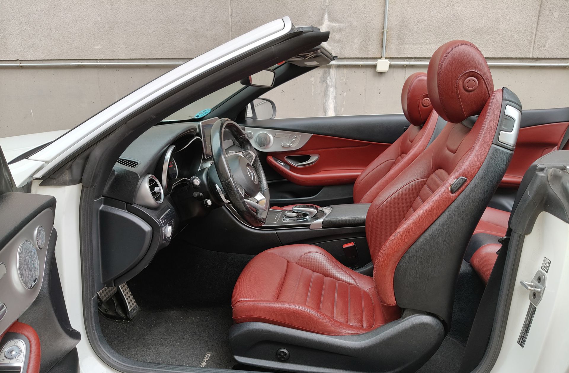 Mercedes-Benz Clase C Cabrio 250 d Pack AMG - foto 11