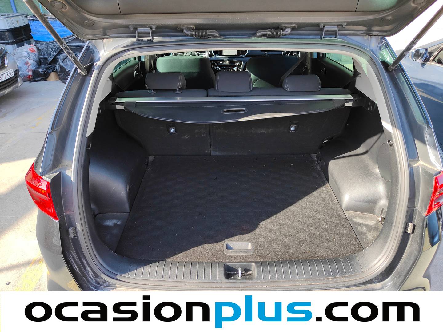 Fotos maletero KIA Sportage KIA Sportage 1.6 GDi Drive Plus 4x2 (132 CV)