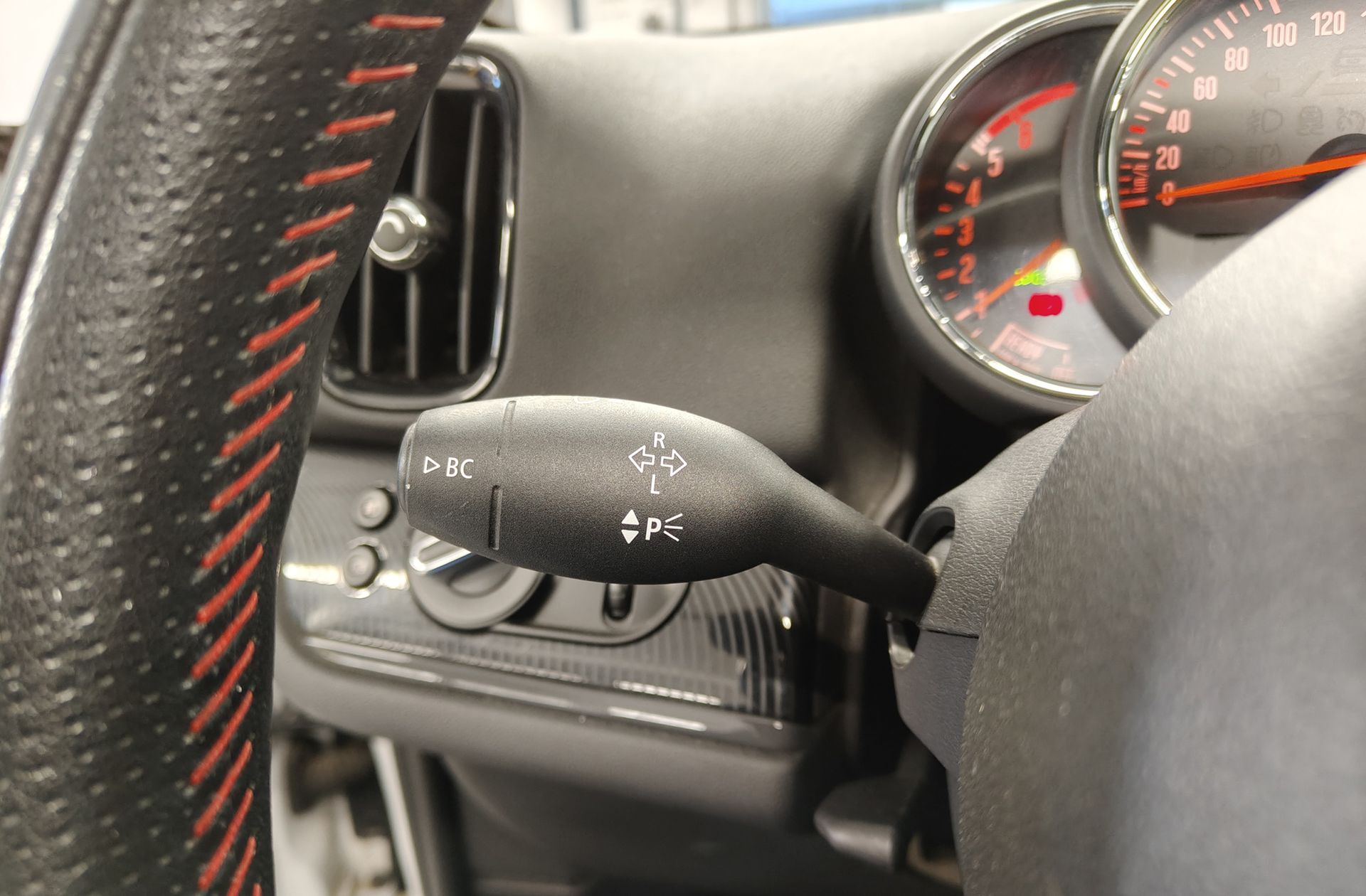MINI Countryman Cooper SD - foto 24