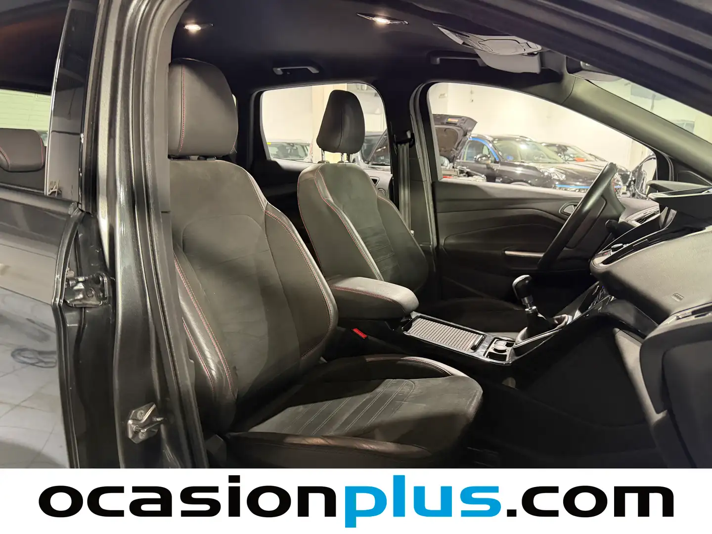 Foto Ford Kuga Ford Kuga ST-Line Limited Edition 4x2 (150 CV)