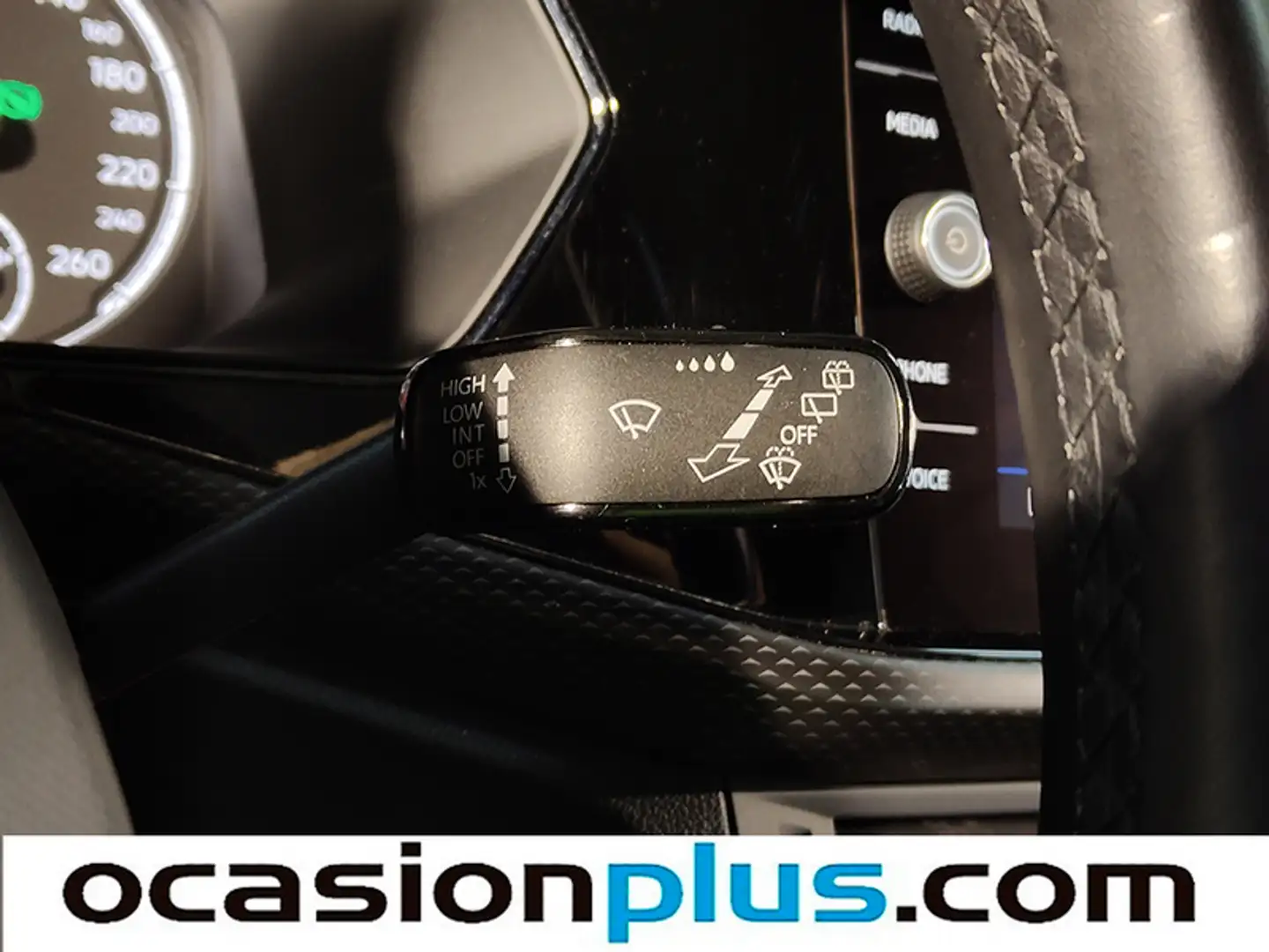 Foto Volkswagen T-Cross Volkswagen T-Cross Advance 1.0 TSI (110 CV) DSG