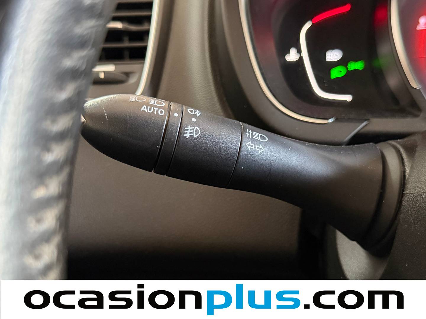 Equipamiento del Renault Scénic Renault Scenic dCi 110 Intens Energy (110 CV)
