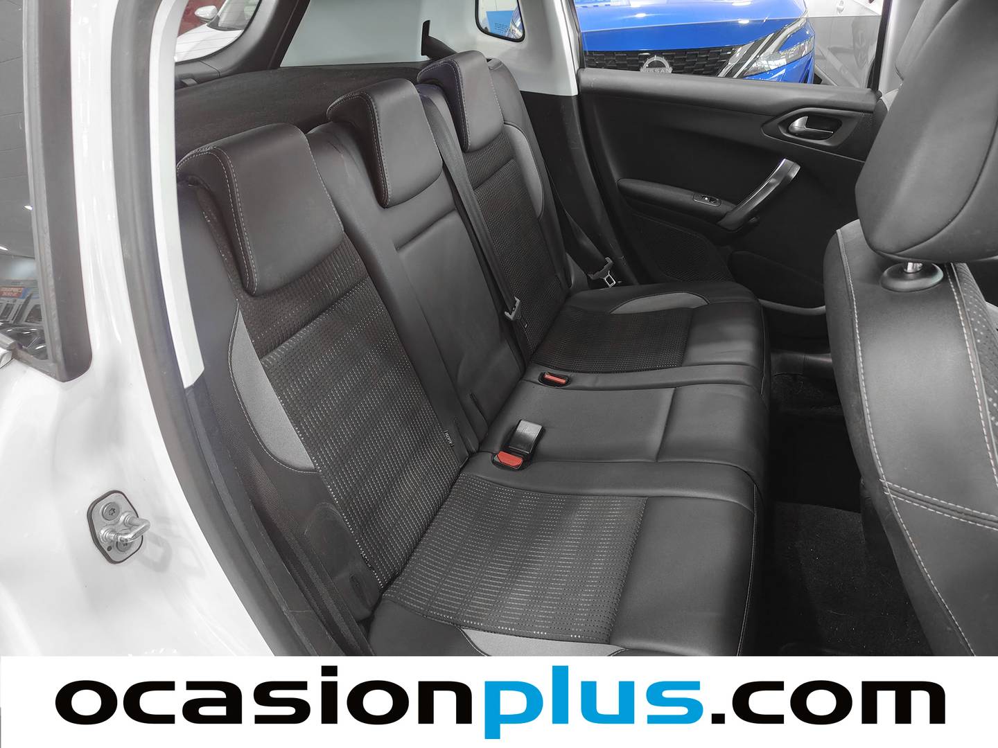 Peugeot 2008 Peugeot 2008 PureTech 110 S&S Allure EAT6 (110 CV) gasolina