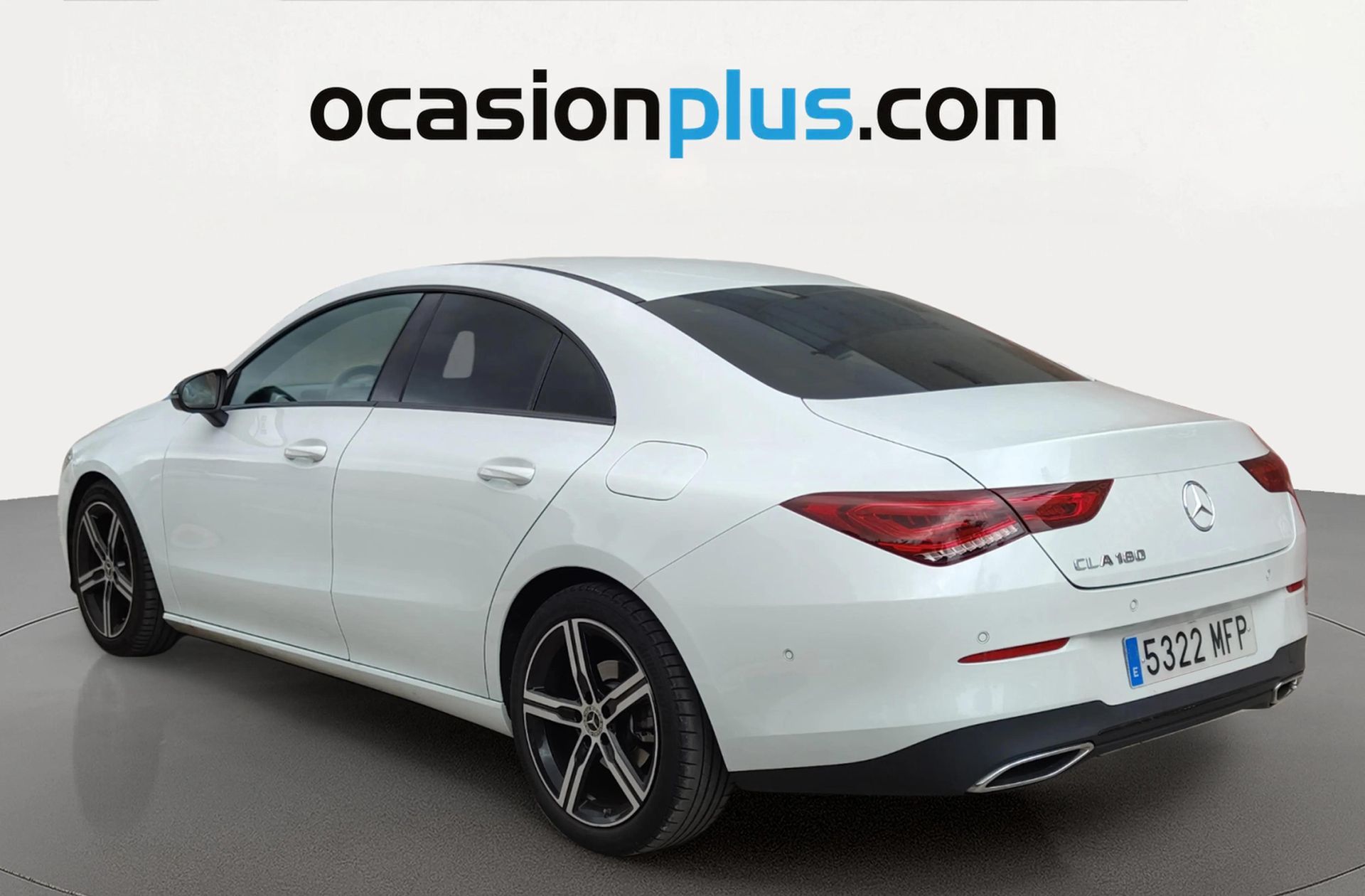 Mercedes-Benz CLA 180 - foto 3