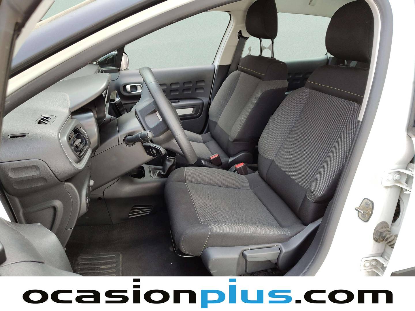 Foto asientos delanteros Citroën C3 Origin Citroën C3 Origin PureTech 83 S&S Plus (83 CV)