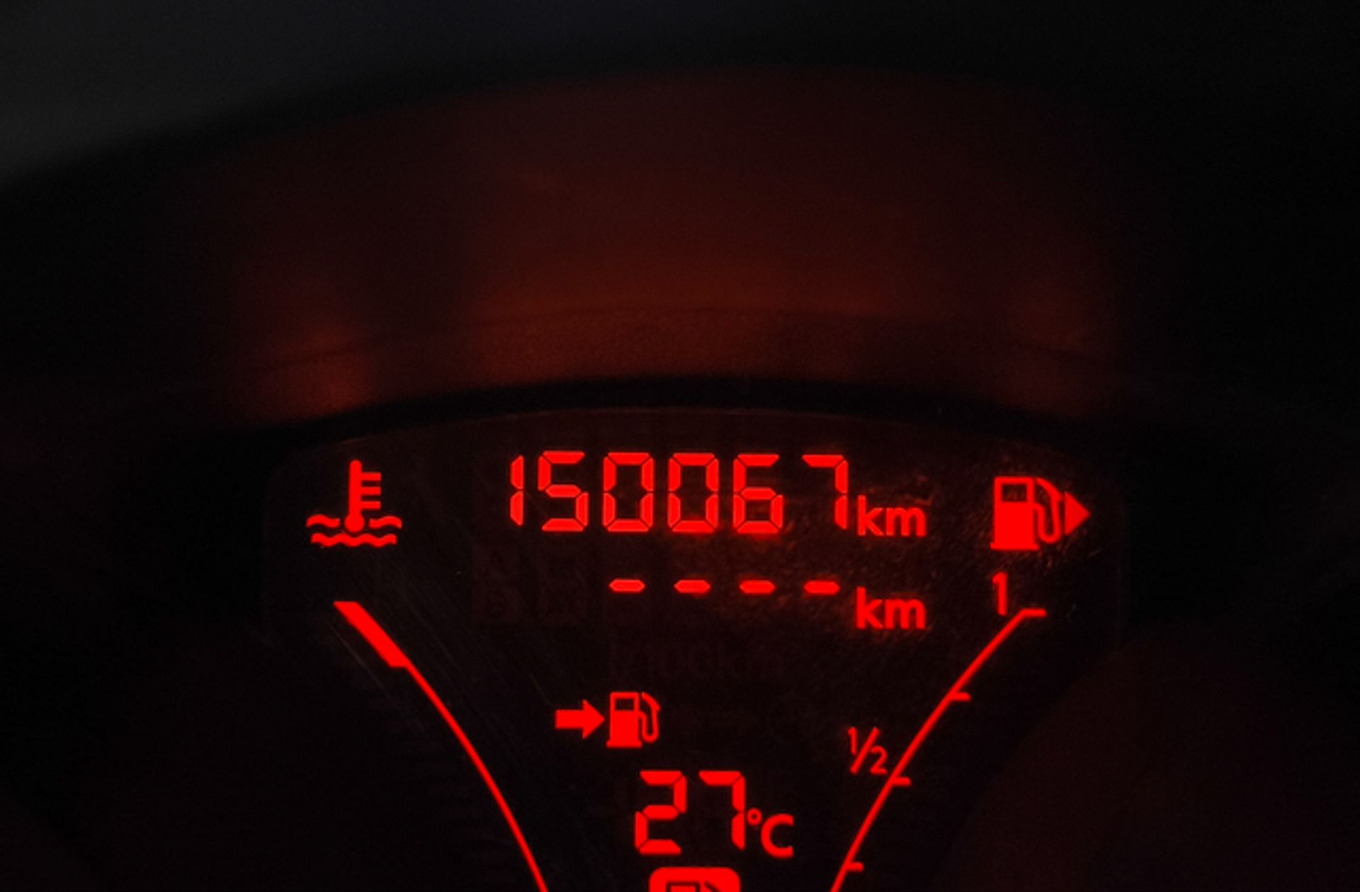 Nissan Juke 1.5 dCi Tekna Premium 4x2 - foto 11