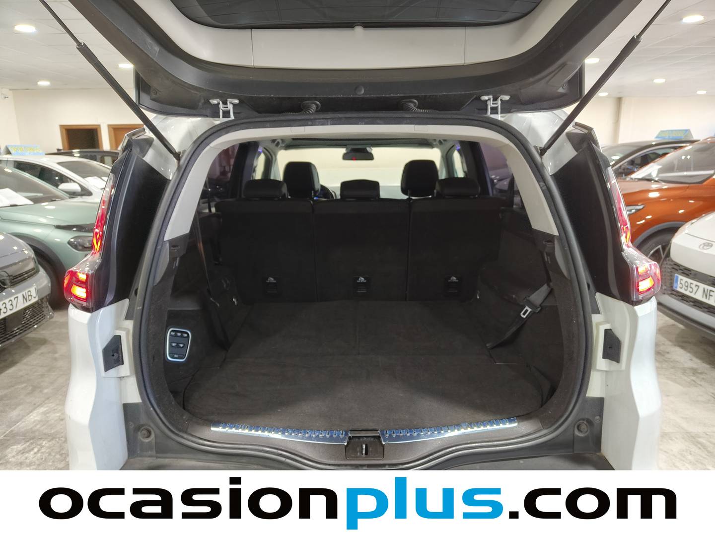 Foto Renault Espace Renault Espace Zen Energy dCi (160 CV) TT EDC  7 PLAZAS