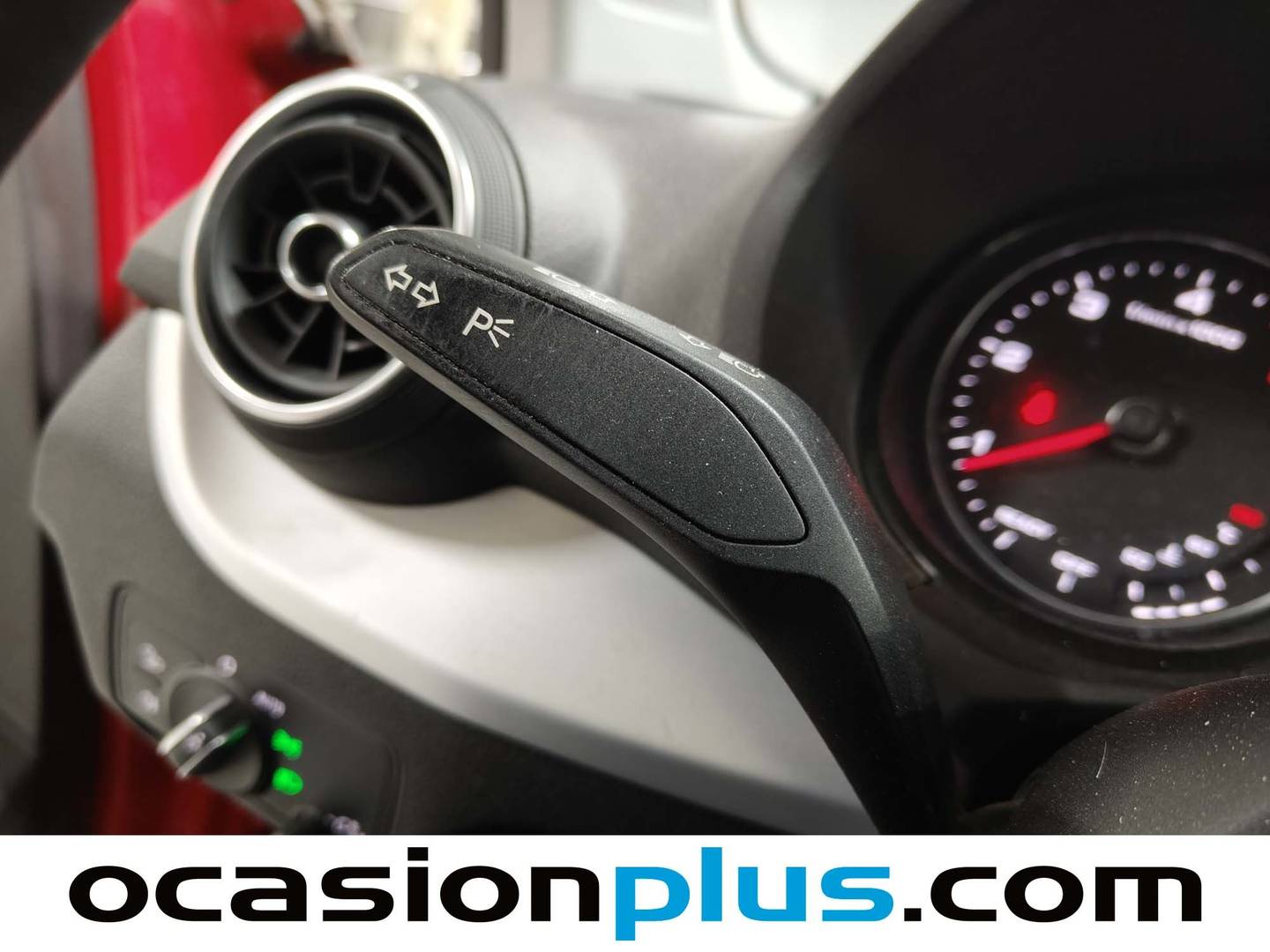 Foto Audi Q2 Audi Q2 sport 30 TDI (116 CV)