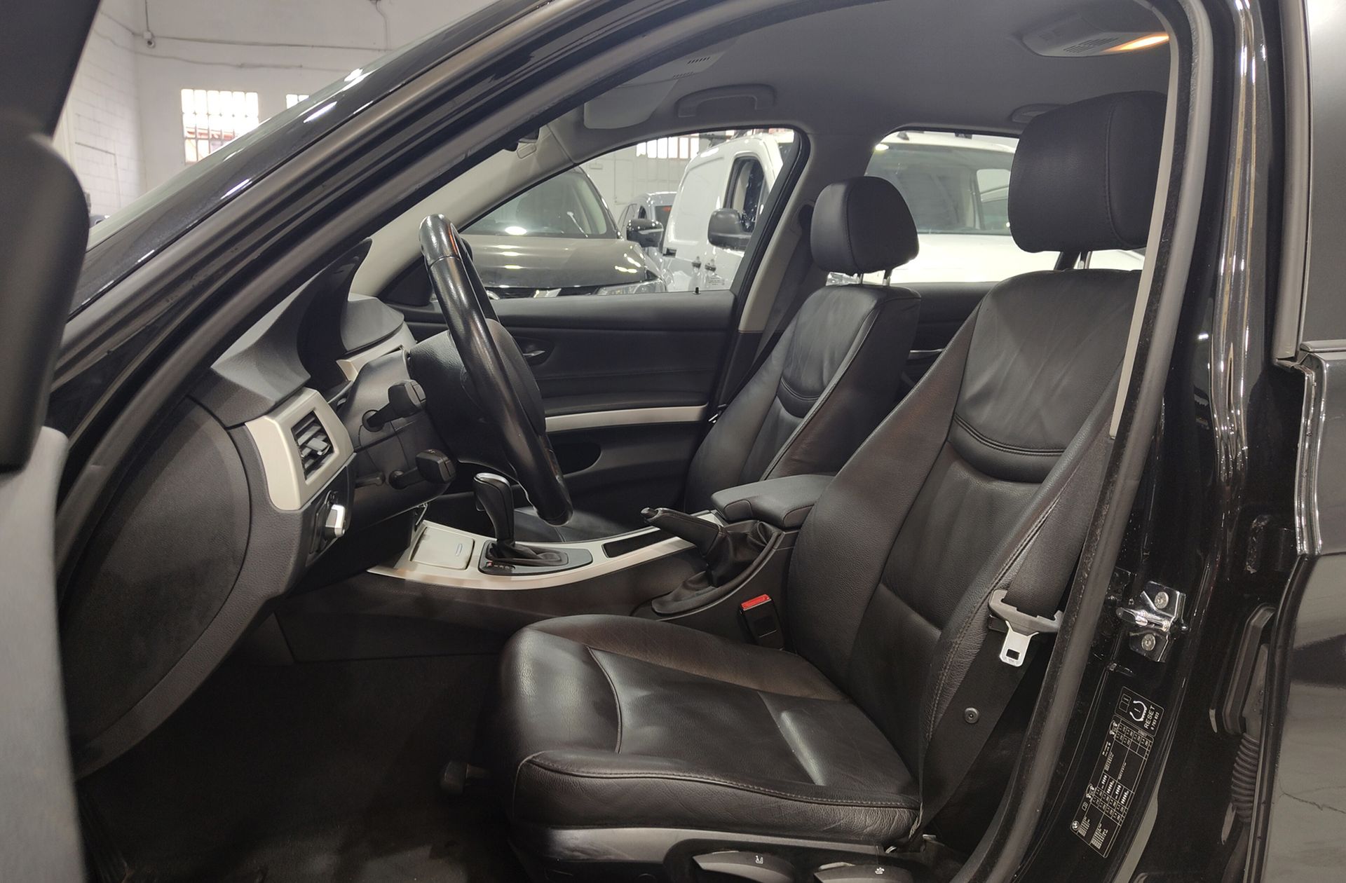 BMW Serie 3 320d - foto 10