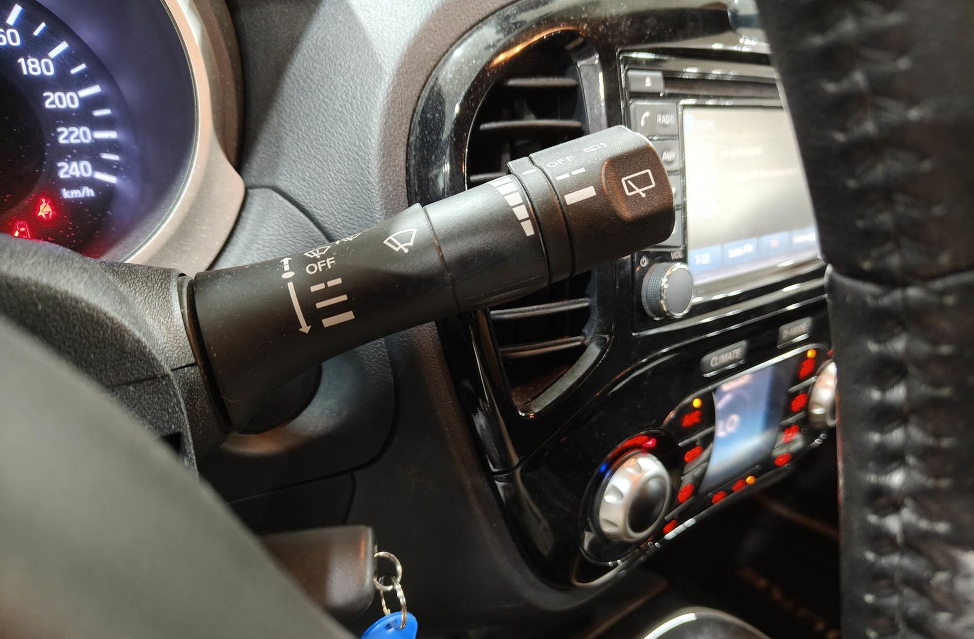 Nissan Juke 1.2 DIG-T N-TEC 4x2 - foto 25