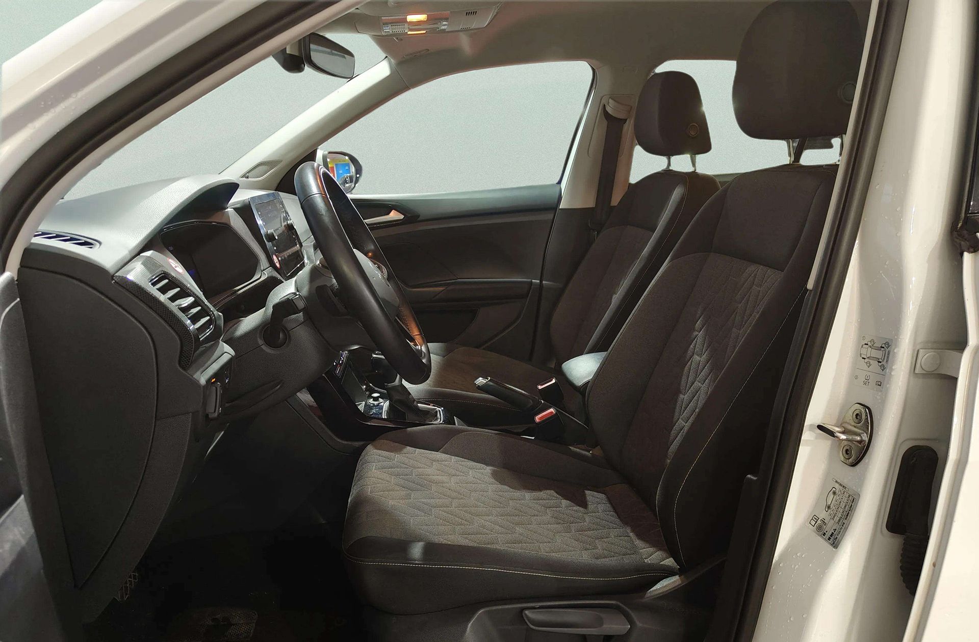 Volkswagen T-Cross ``más`` 1.0 TSI DSG - foto 11