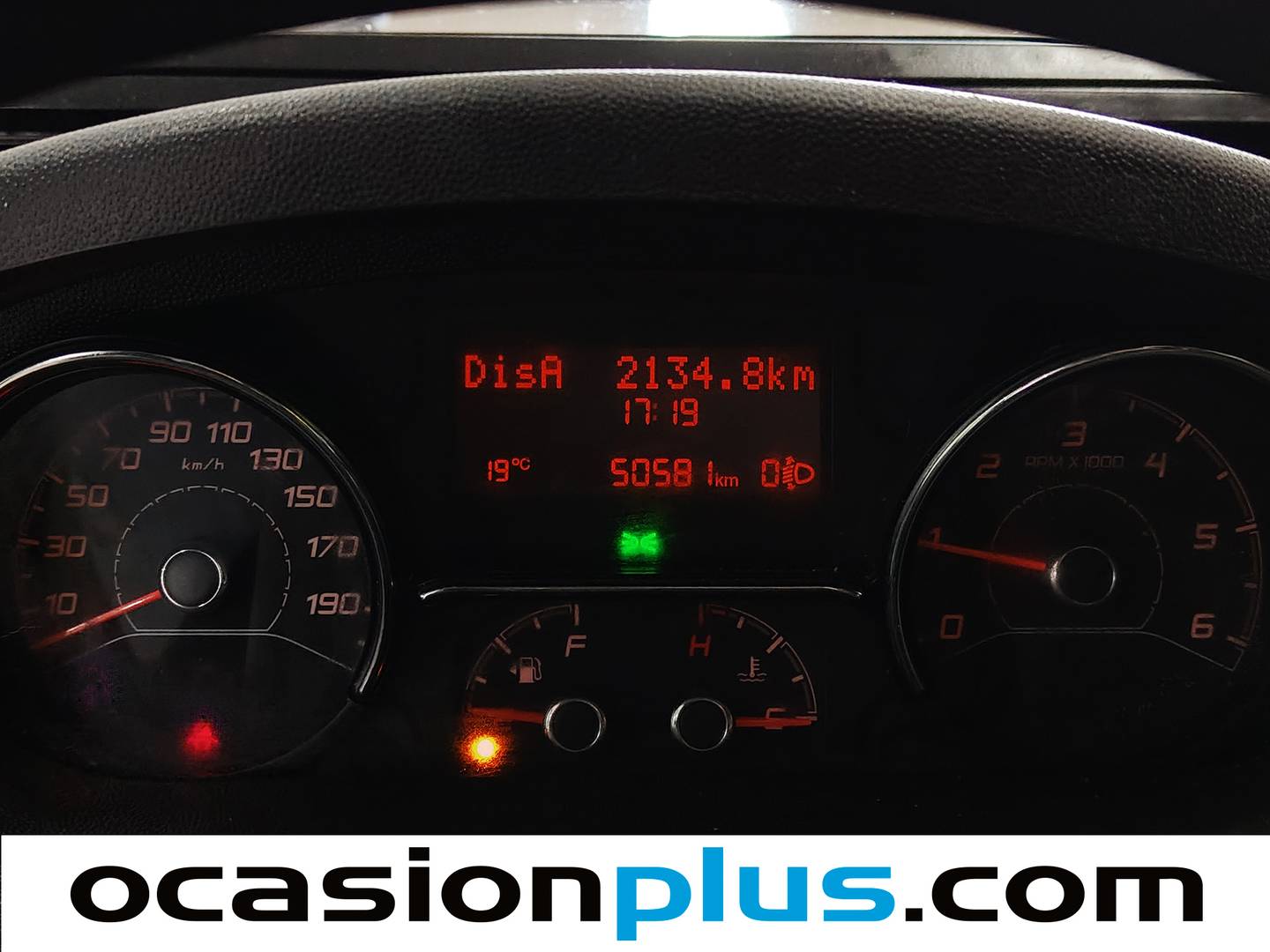 Challenger V114 Challenger V114 VIP (140 CV) 2 Plazas manual