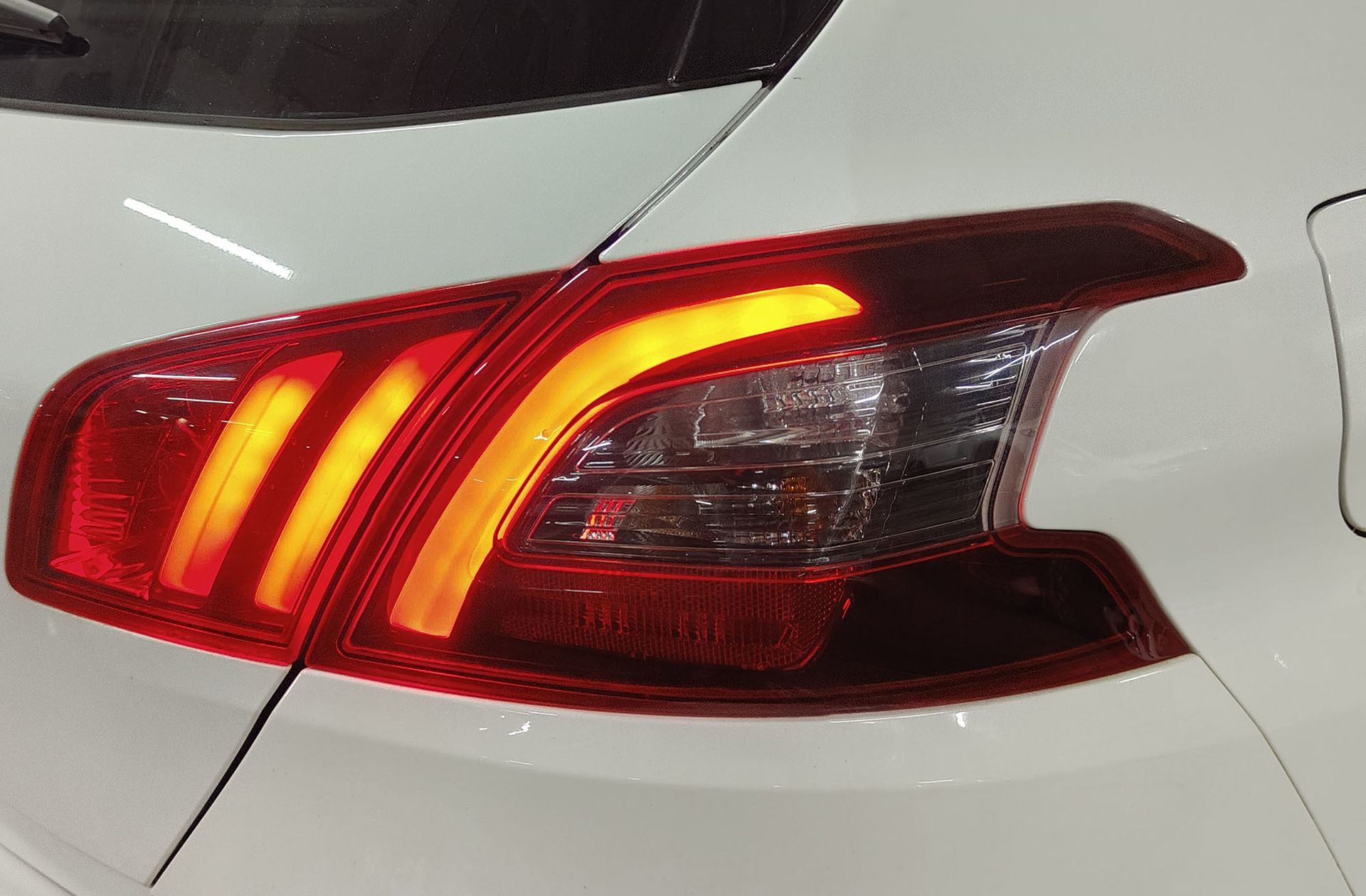 Peugeot 308 BlueHDi 130 Style - foto 15