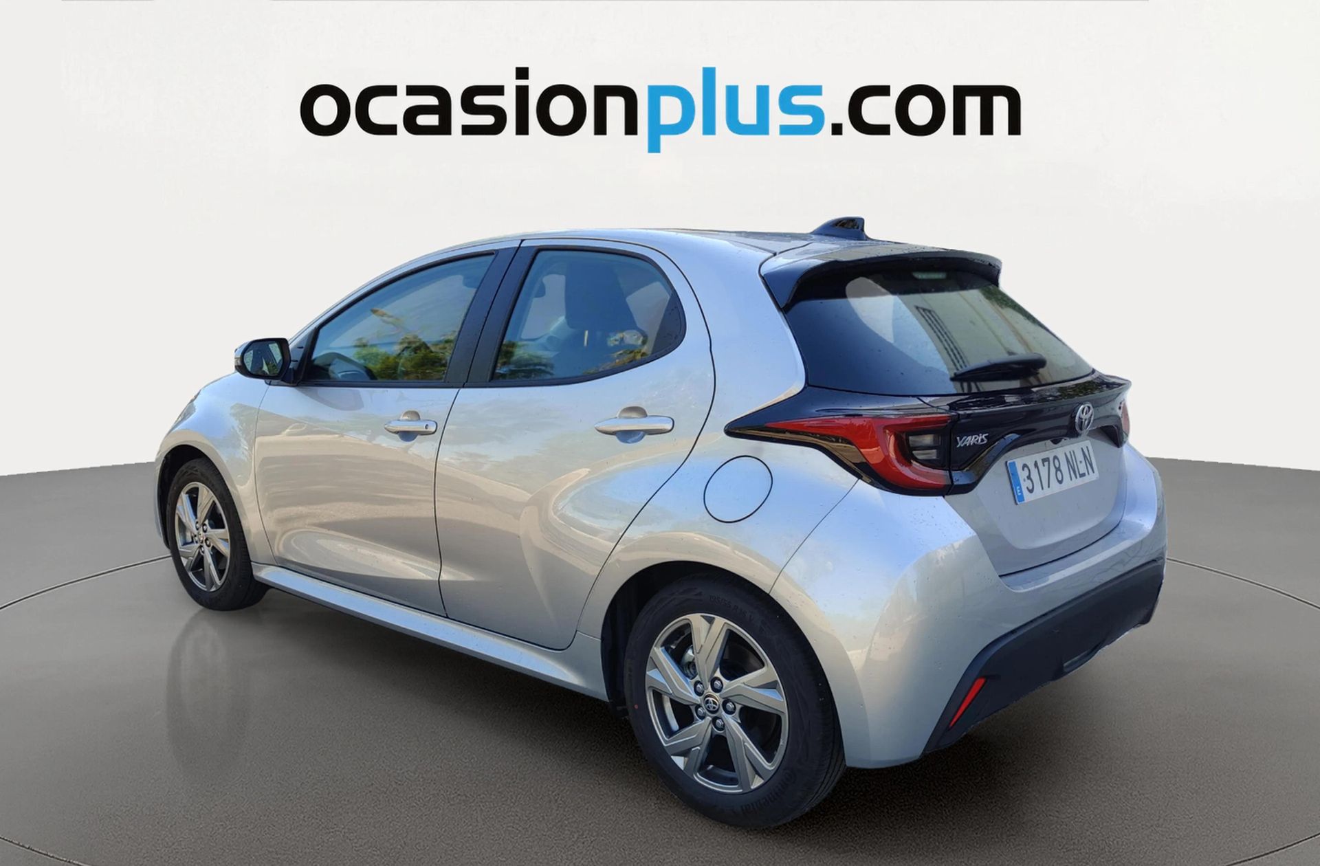 Toyota Yaris 120H Active Plus - foto 3