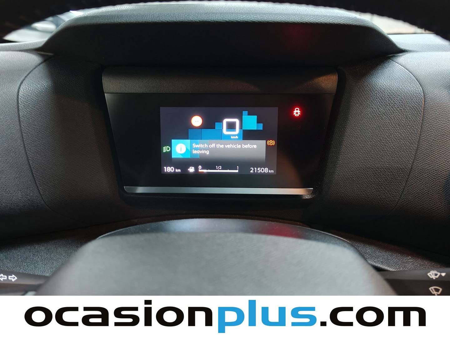 Foto Citroën C4 X Citroen C4 X PureTech 100 S&S 6v You (102 CV)