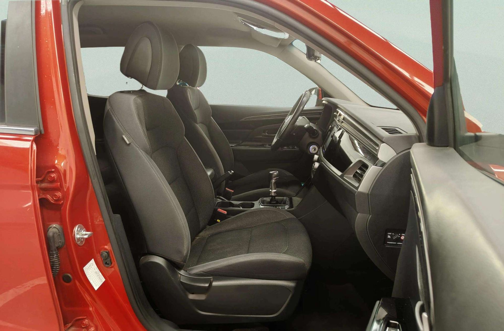 SsangYong Korando G15T LP Urban - foto 18