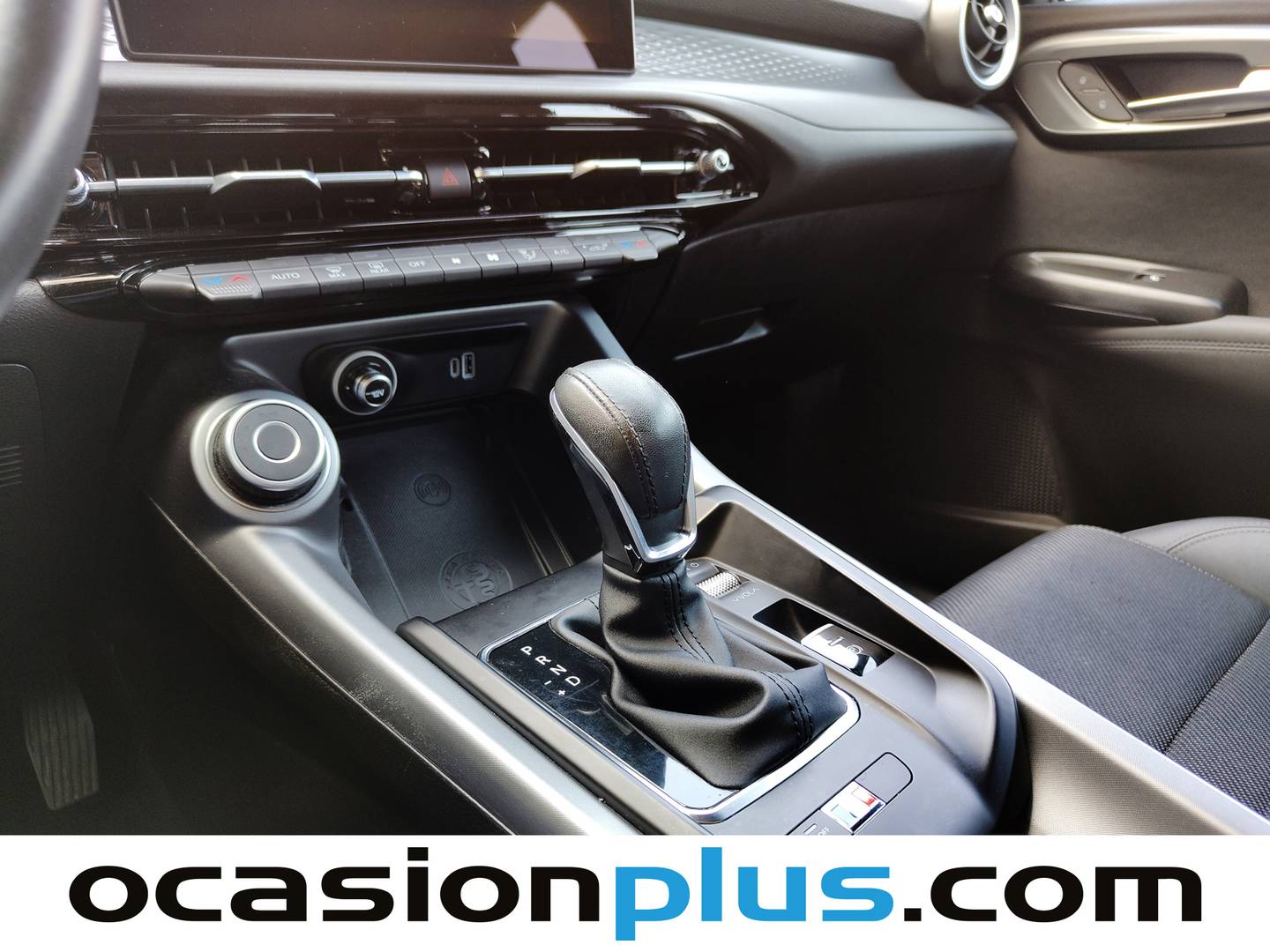 Foto Alfa Romeo Tonale Alfa Romeo Tonale 1.5 MHEV Sprint FWD (130 CV)