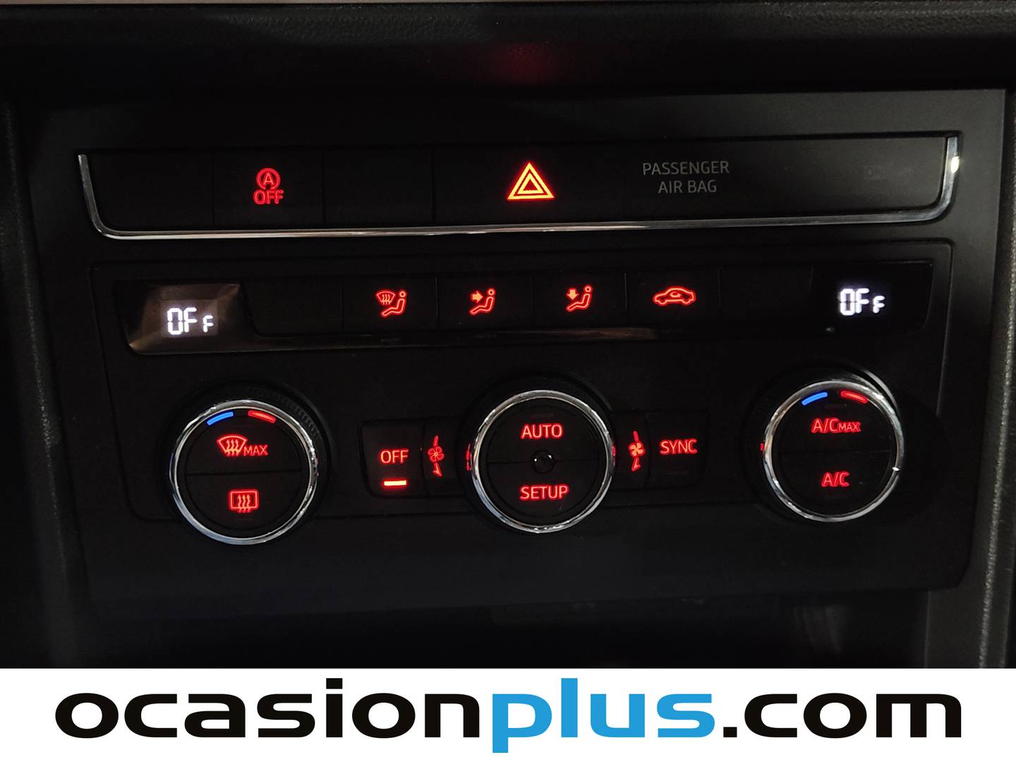 Extras y acabados del Seat León Seat León ST 1.6 TDI S&S Style (115 CV)