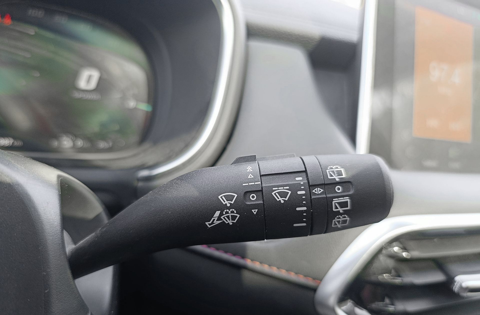 MG EHS 1.5 T-GDi PHEV Luxury - foto 33