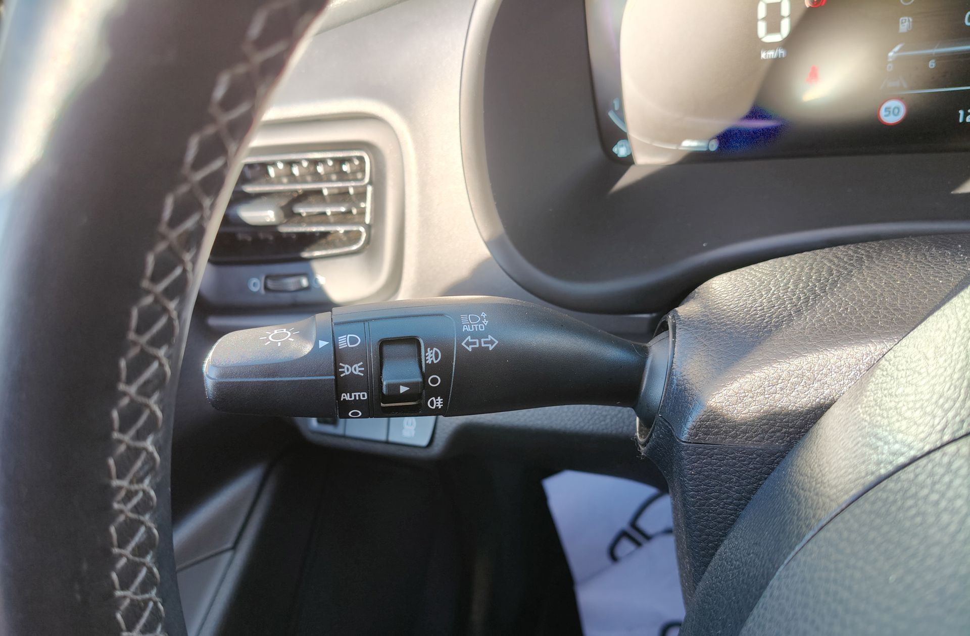 Kia Stonic 1.2 DPi Concept - foto 22
