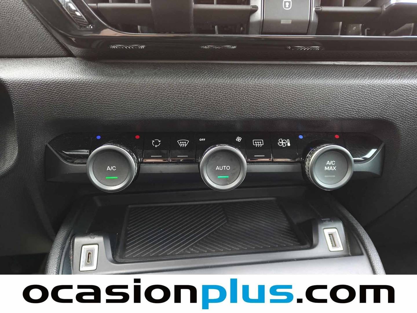 Foto Citroën C4 Citroen C4 PureTech 130 S&S 6v Feel Pack (130 CV)