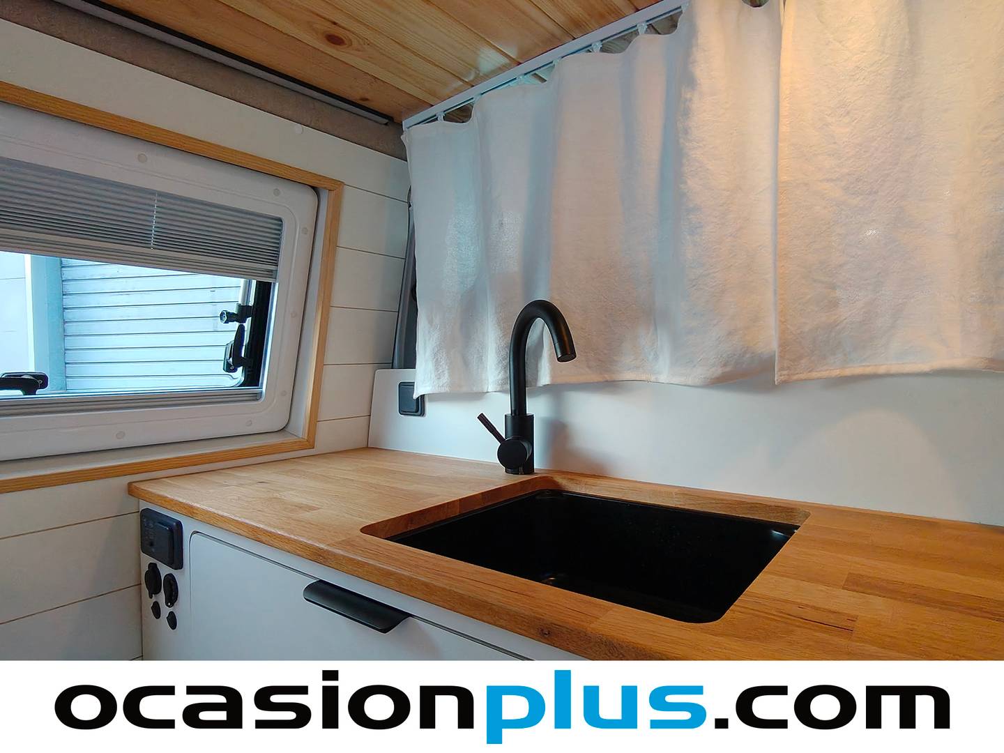 Opel Vivaro Opel Vivaro Furgon 1.5 BlueHDi M Standart  Camperizada (120 CV) 2 Plazas manual